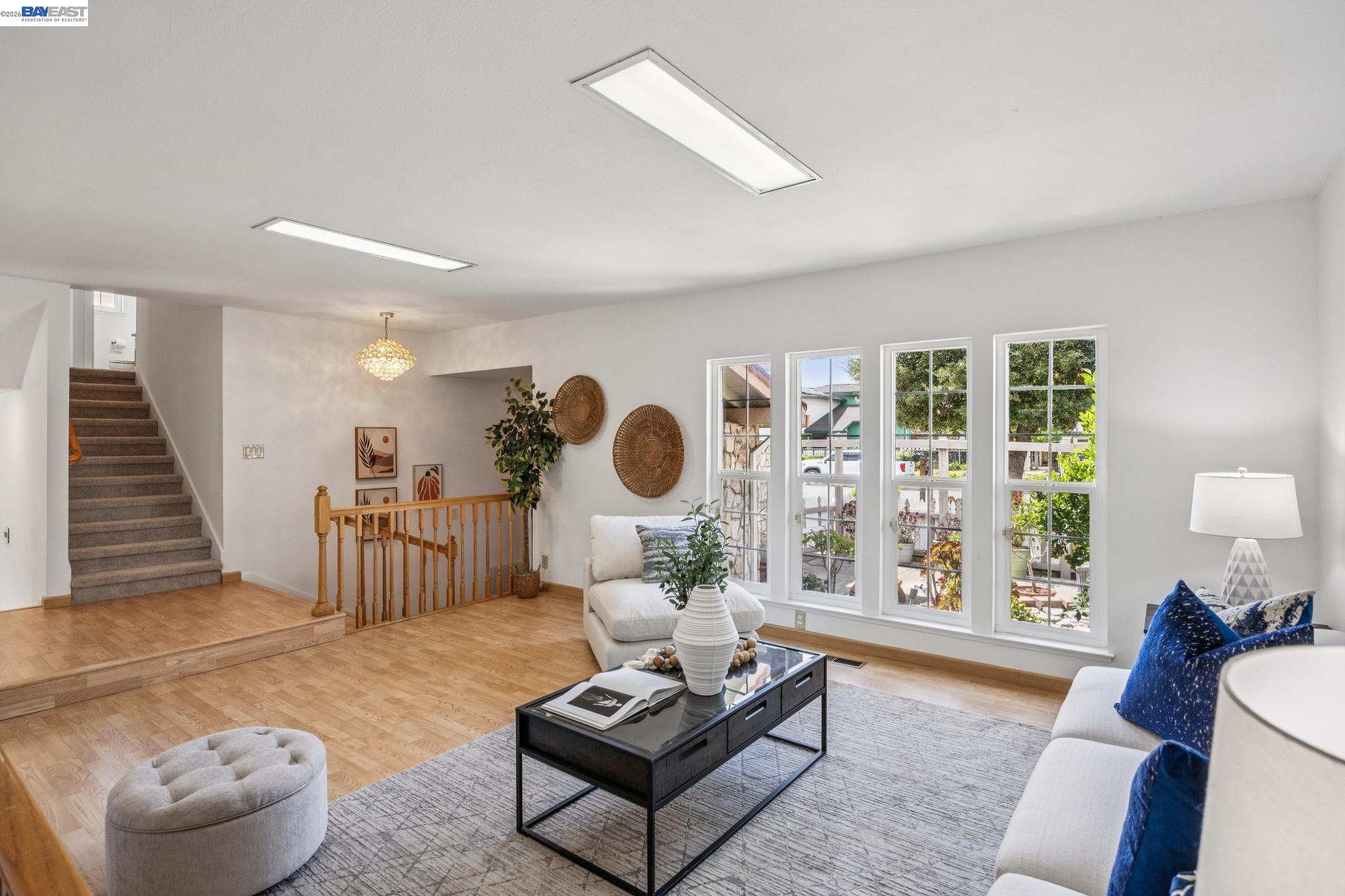 Detail Gallery Image 5 of 52 For 2838 Agua Vista Dr, San Jose,  CA 95132 - 4 Beds | 3 Baths