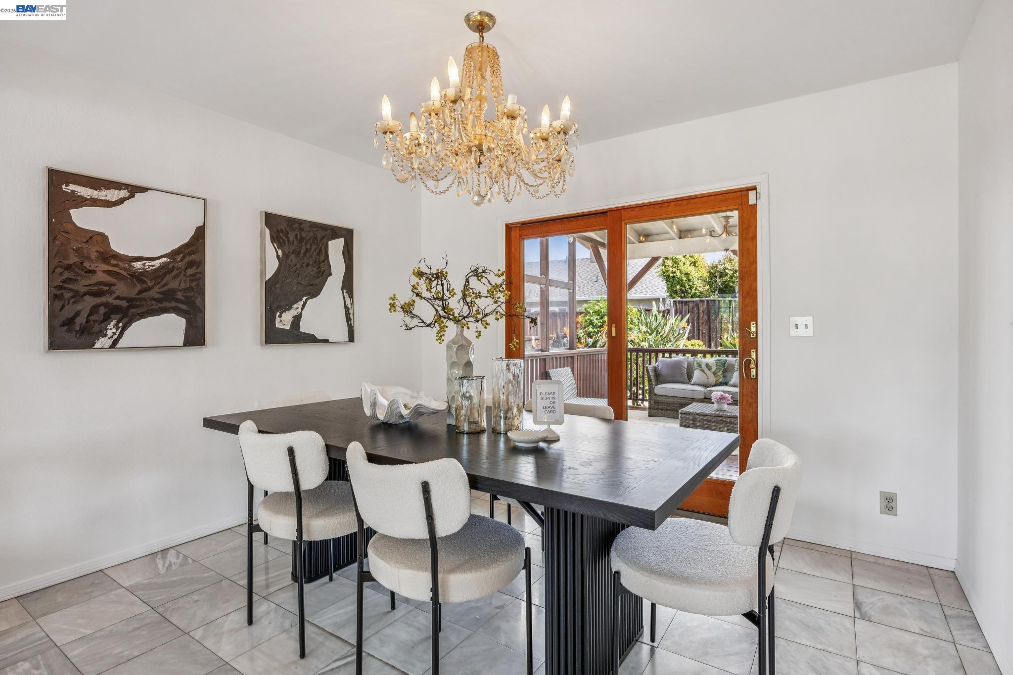 Detail Gallery Image 8 of 52 For 2838 Agua Vista Dr, San Jose,  CA 95132 - 4 Beds | 3 Baths