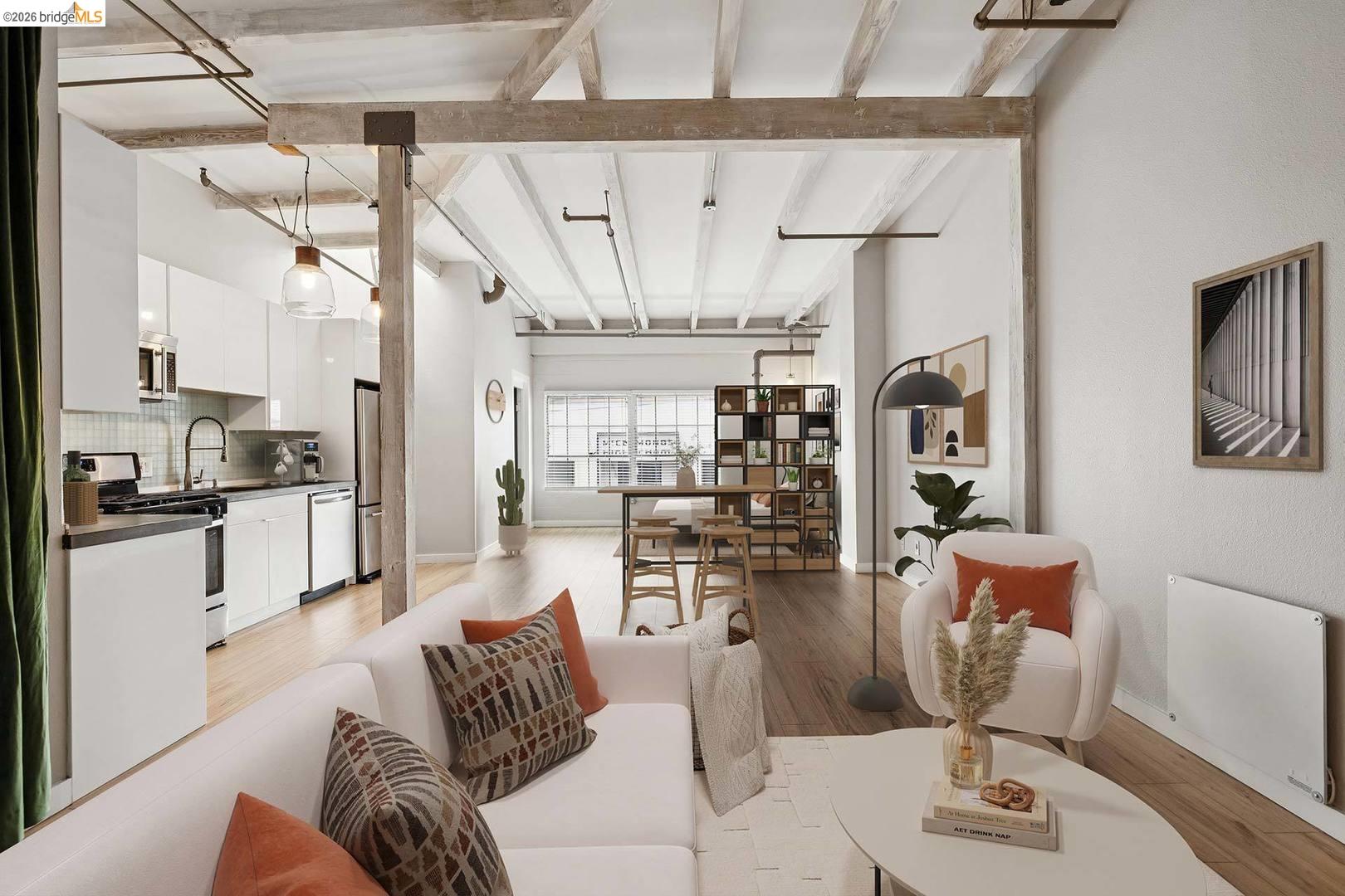 Photo #1: 41129534 Listing: Photo #1