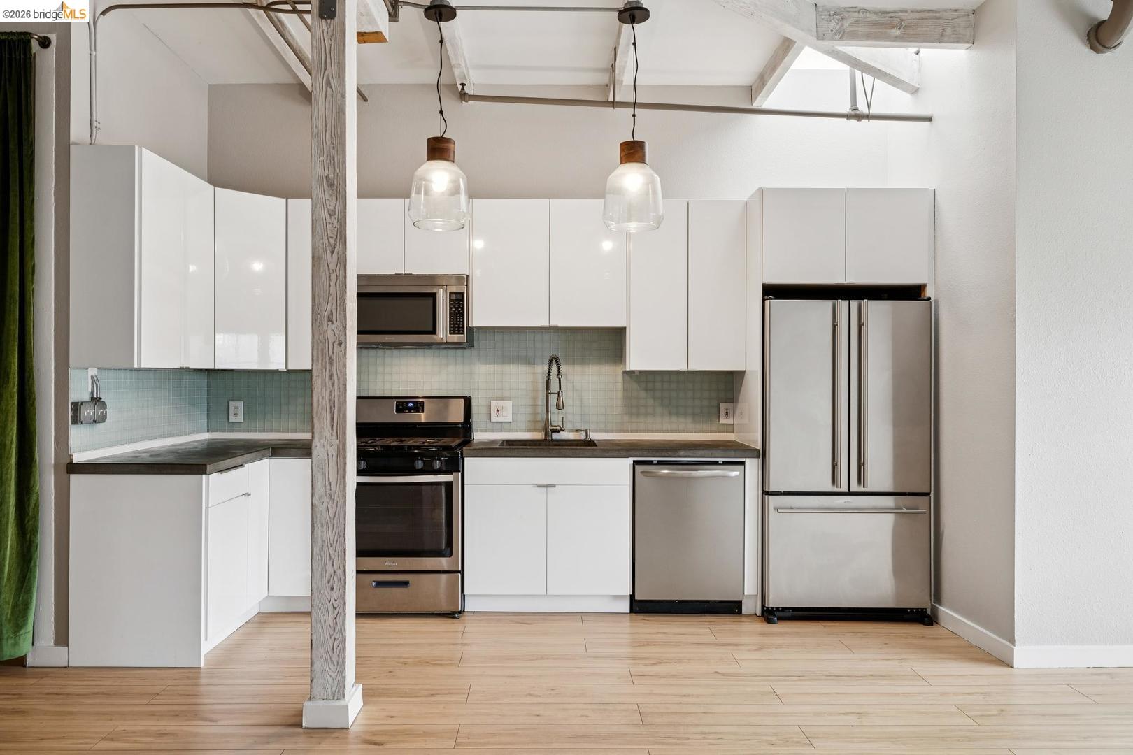 Photo #11: 41129534 Listing: Photo #11