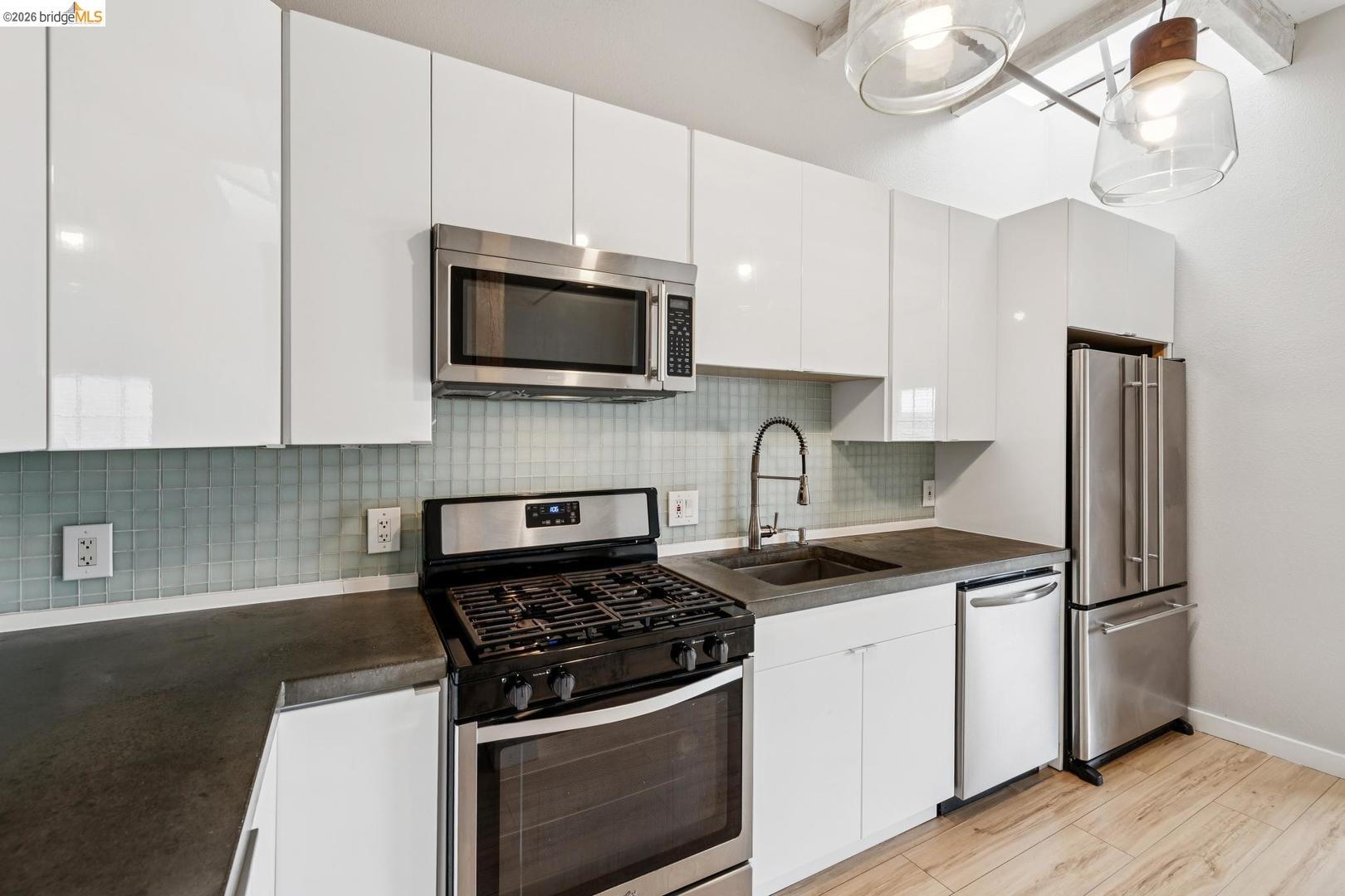 Photo #17: 41129534 Listing: Photo #17