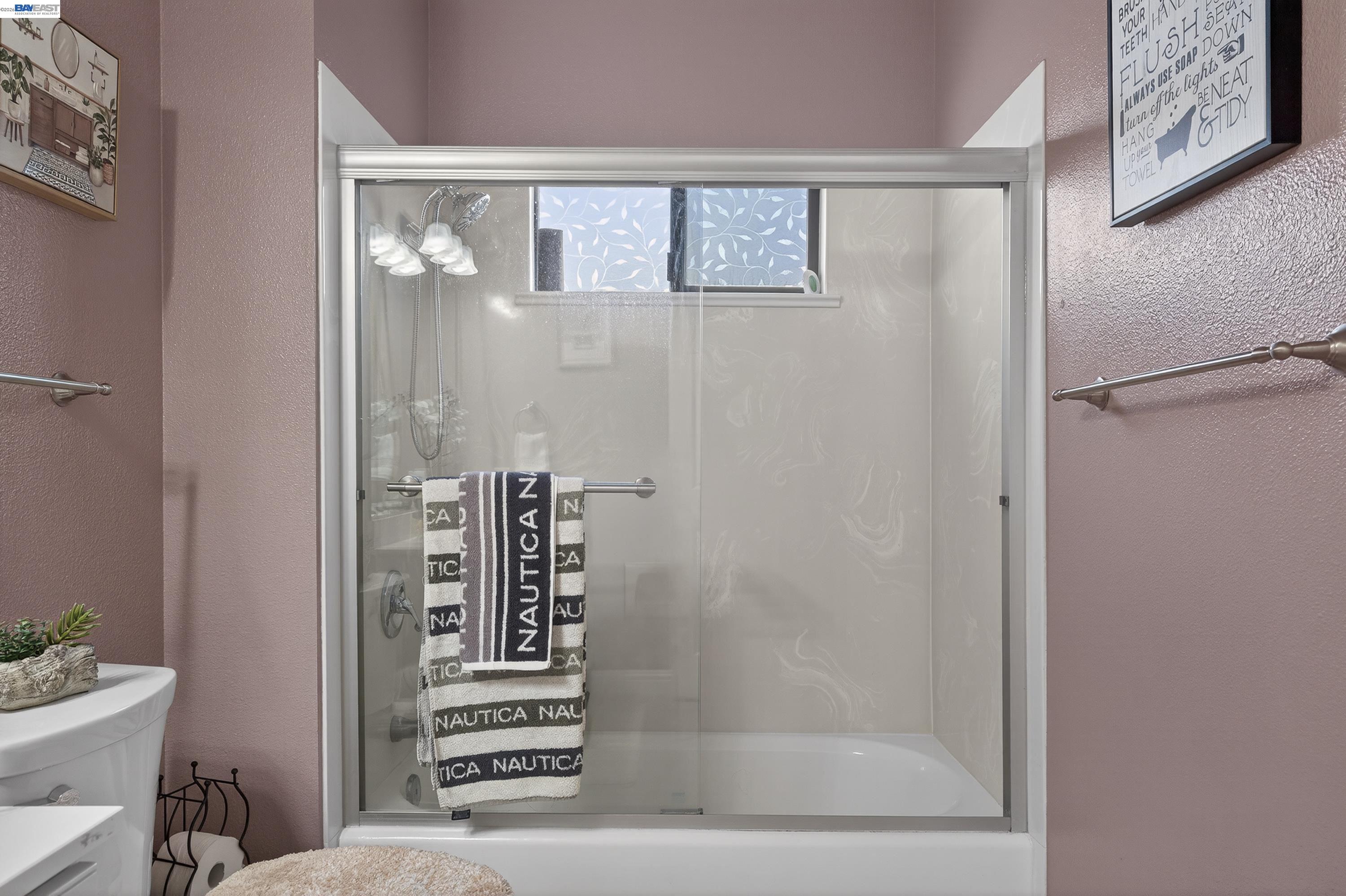 Detail Gallery Image 40 of 60 For 903 Appian Knoll Ct, El Sobrante,  CA 94803 - 3 Beds | 2/1 Baths