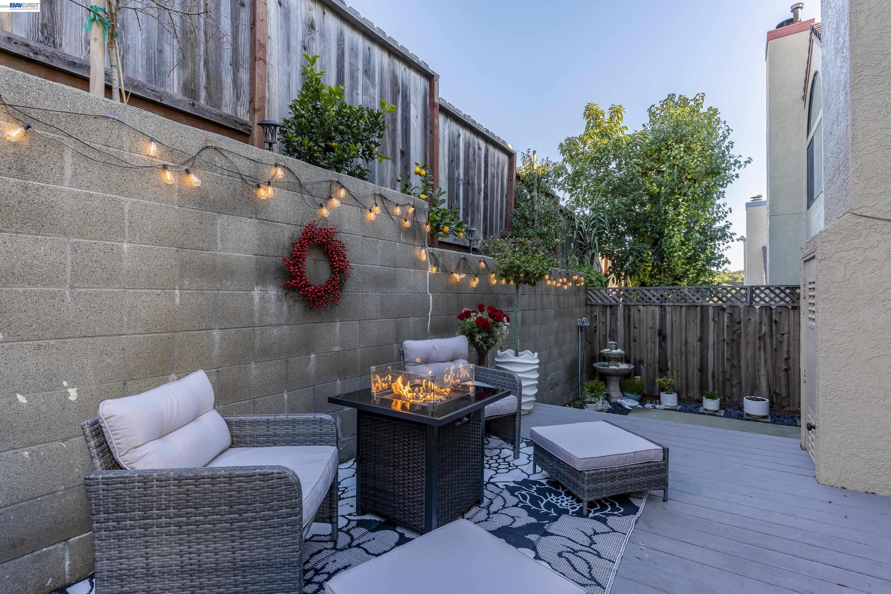 Detail Gallery Image 54 of 60 For 903 Appian Knoll Ct, El Sobrante,  CA 94803 - 3 Beds | 2/1 Baths