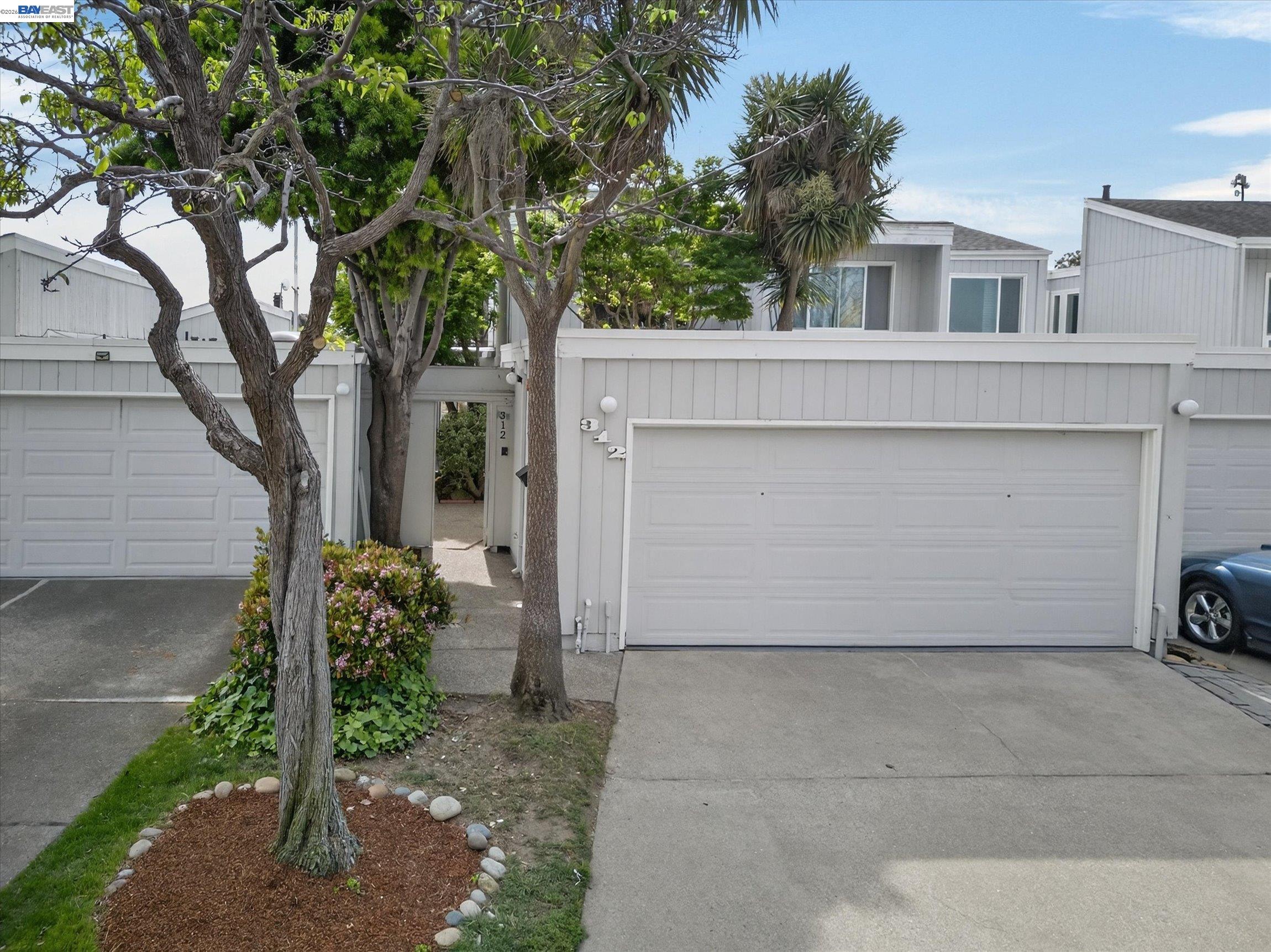 Photo #6: 41129537 Listing: Photo #6