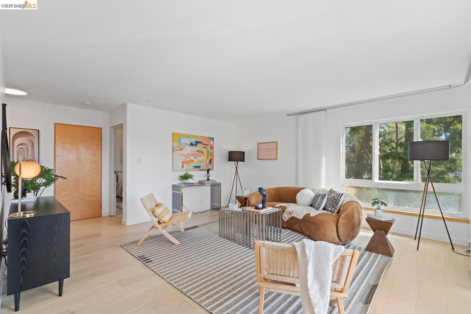 Detail Gallery Image 3 of 32 For 802 N Delaware St Apt 202,  San Mateo,  CA 94401 - 1 Beds | 1 Baths