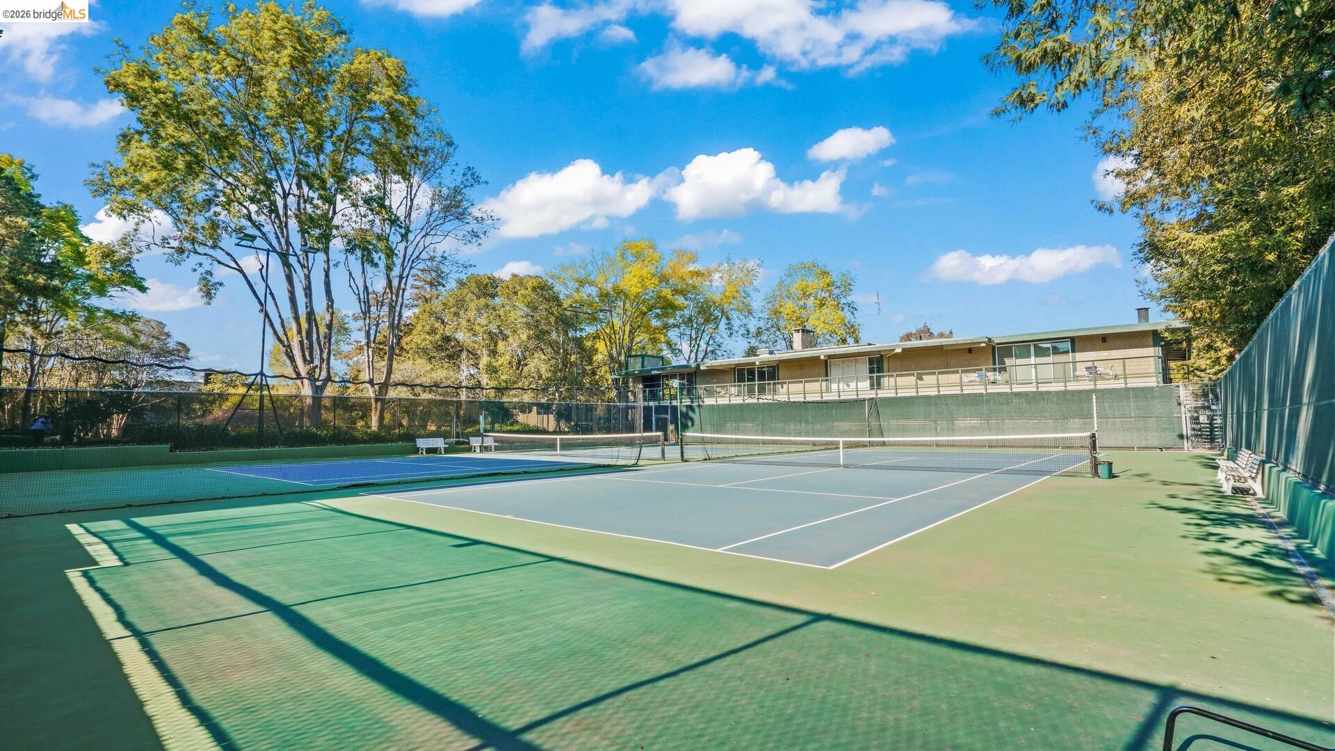 Detail Gallery Image 27 of 32 For 802 N Delaware St Apt 202,  San Mateo,  CA 94401 - 1 Beds | 1 Baths