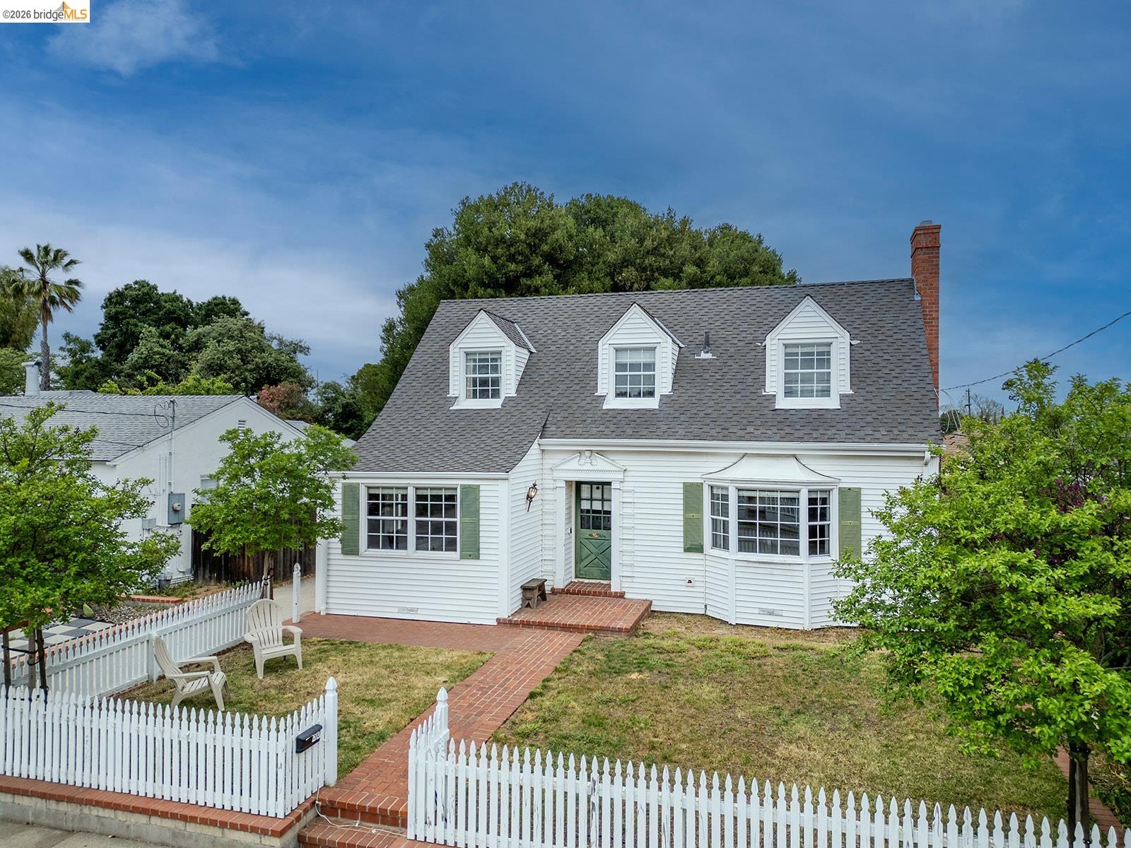 Front Image Thumbnail for EB41129540