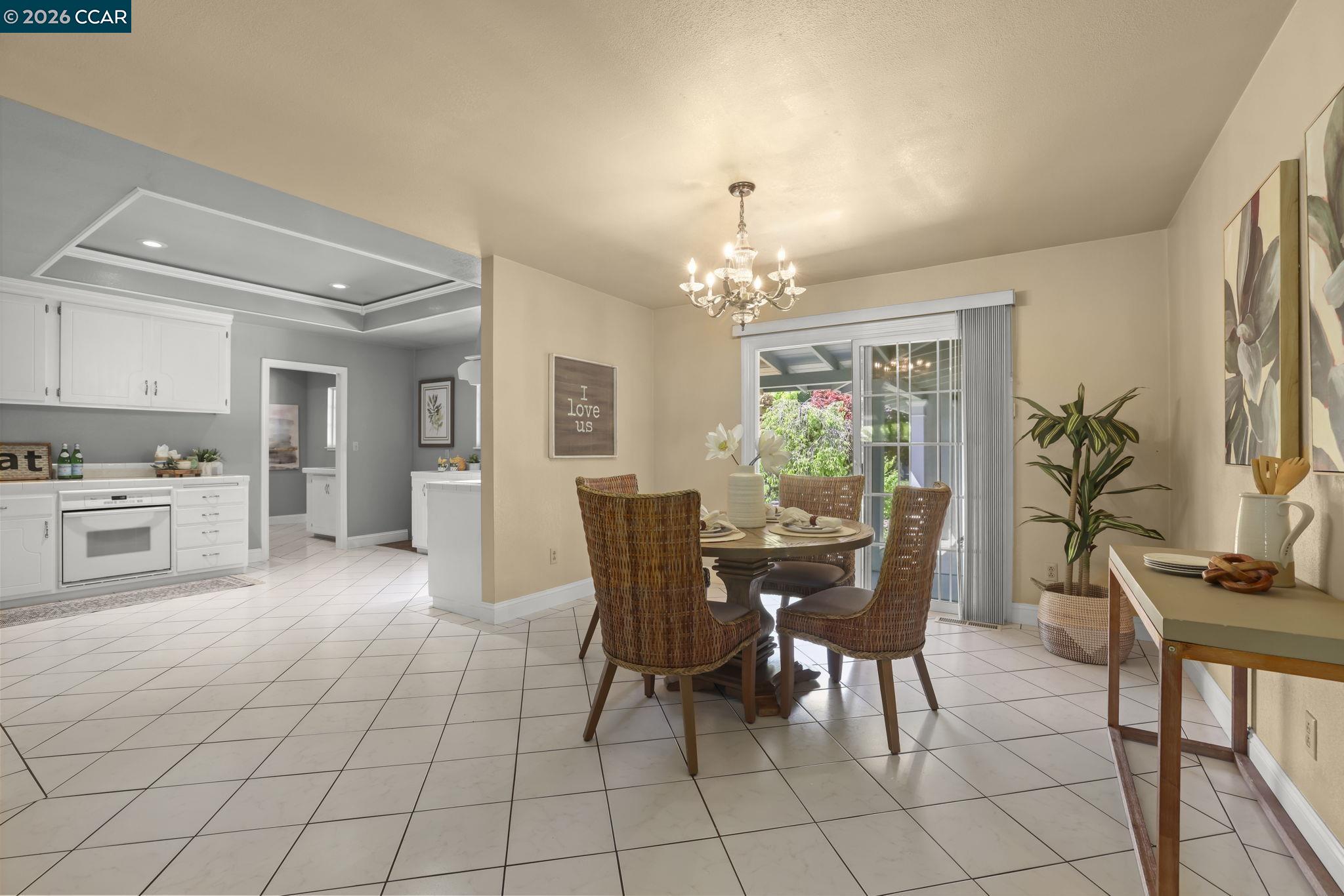 Detail Gallery Image 13 of 48 For 3624 Sanford St, Concord,  CA 94520 - 4 Beds | 3 Baths