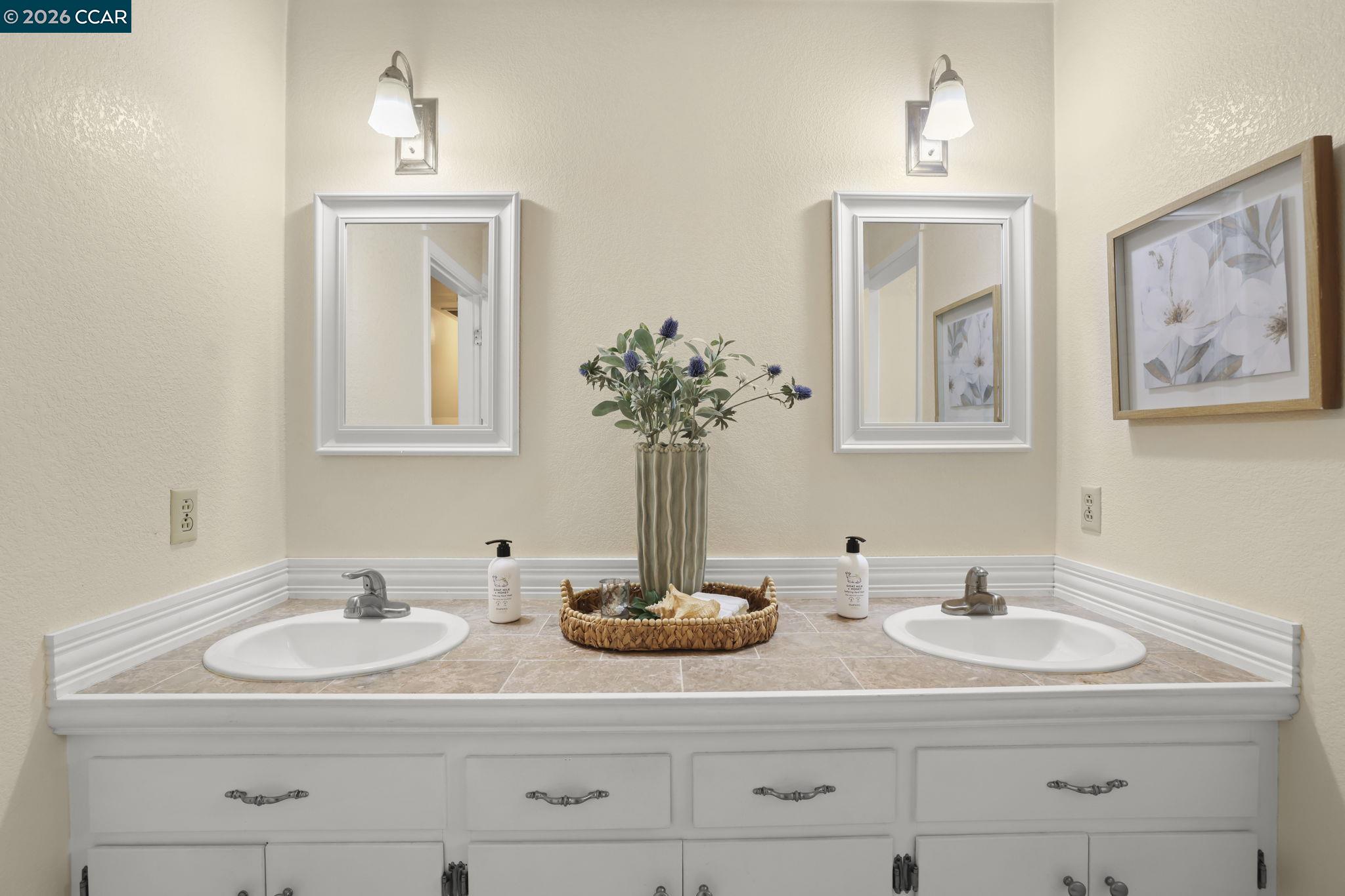 Detail Gallery Image 24 of 48 For 3624 Sanford St, Concord,  CA 94520 - 4 Beds | 3 Baths