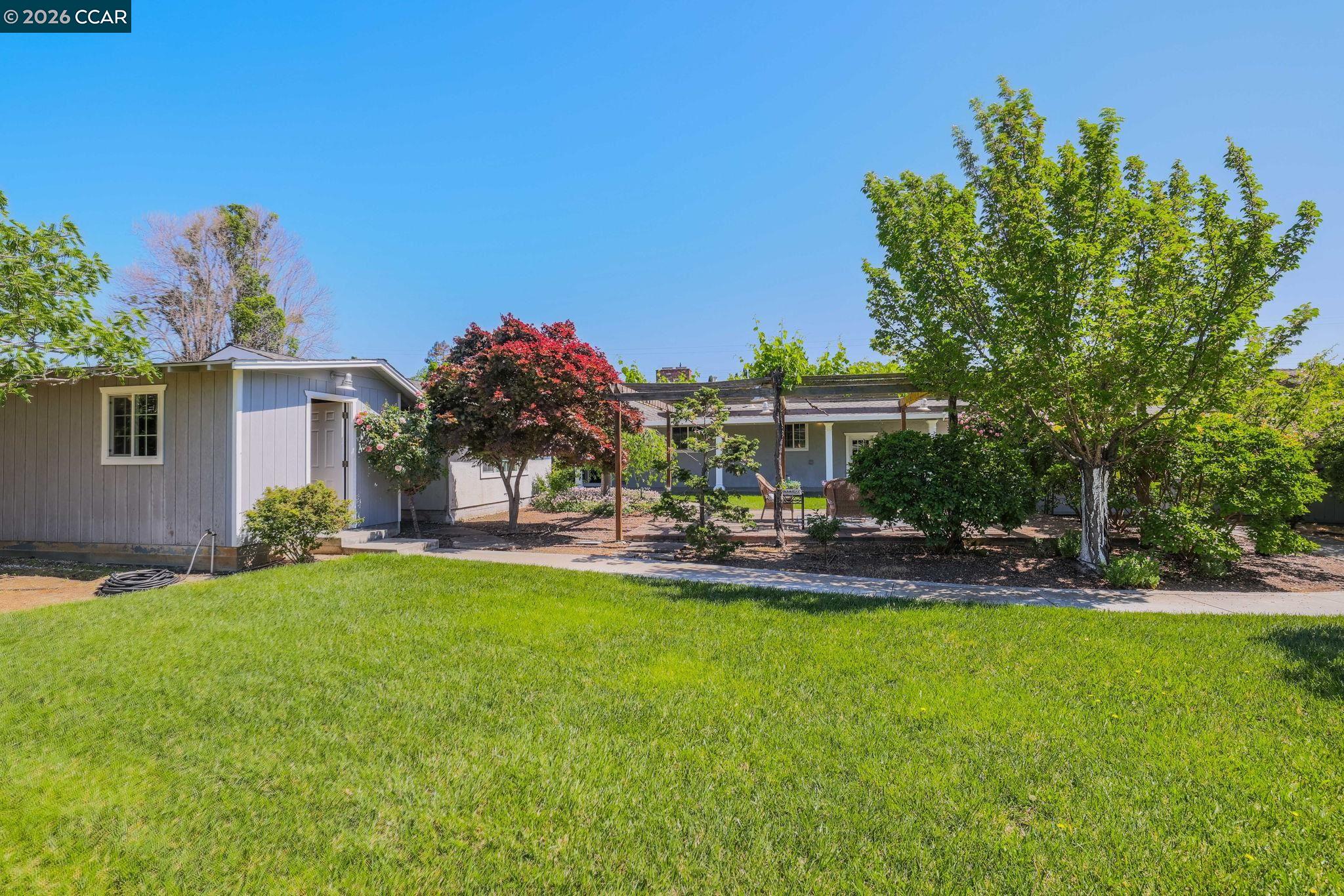 Detail Gallery Image 43 of 48 For 3624 Sanford St, Concord,  CA 94520 - 4 Beds | 3 Baths