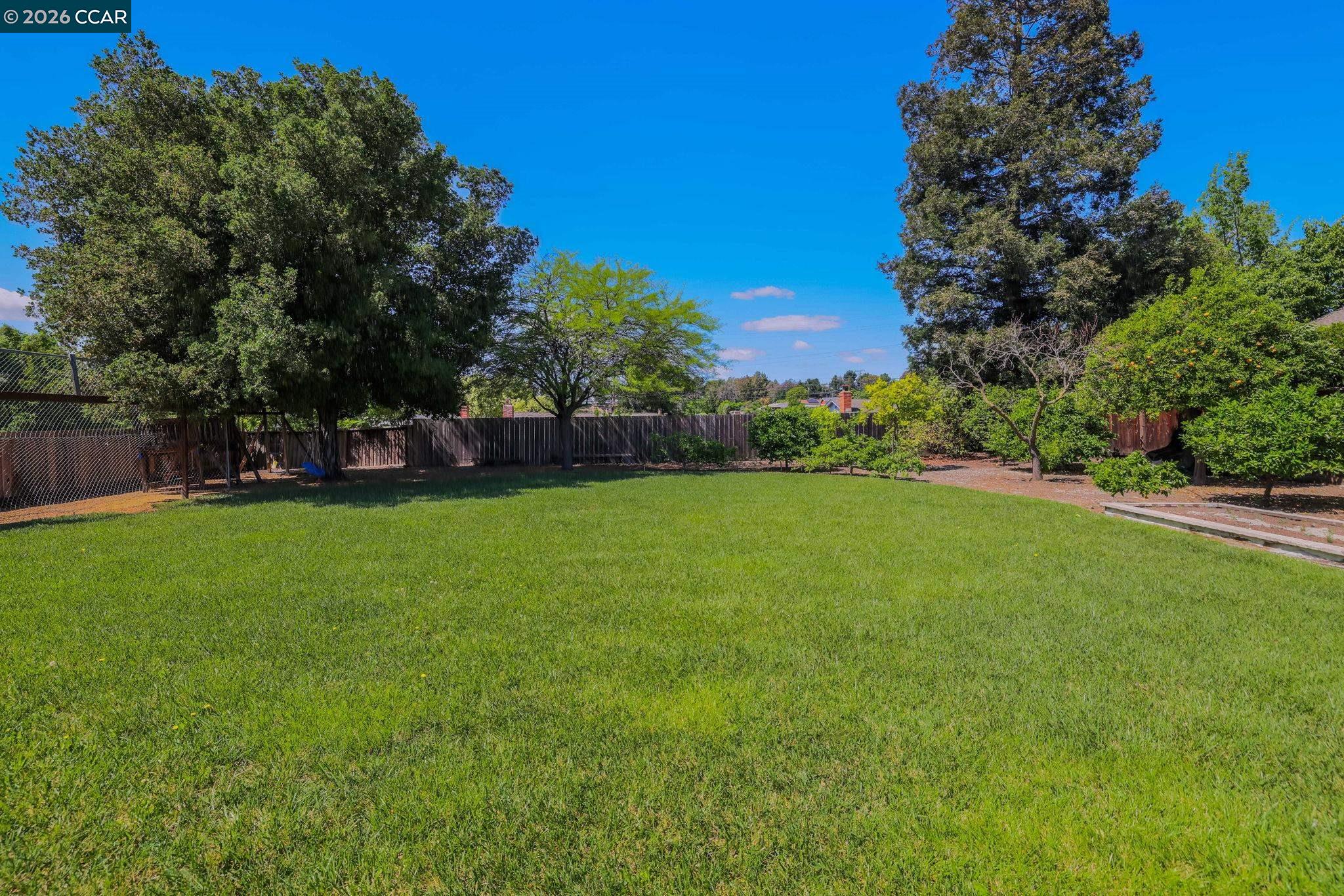 Detail Gallery Image 46 of 48 For 3624 Sanford St, Concord,  CA 94520 - 4 Beds | 3 Baths