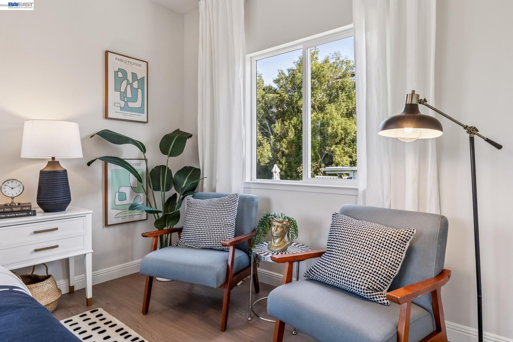 Detail Gallery Image 23 of 43 For 2431 Linden Street, Oakland,  CA 94607 - 4 Beds | 3 Baths