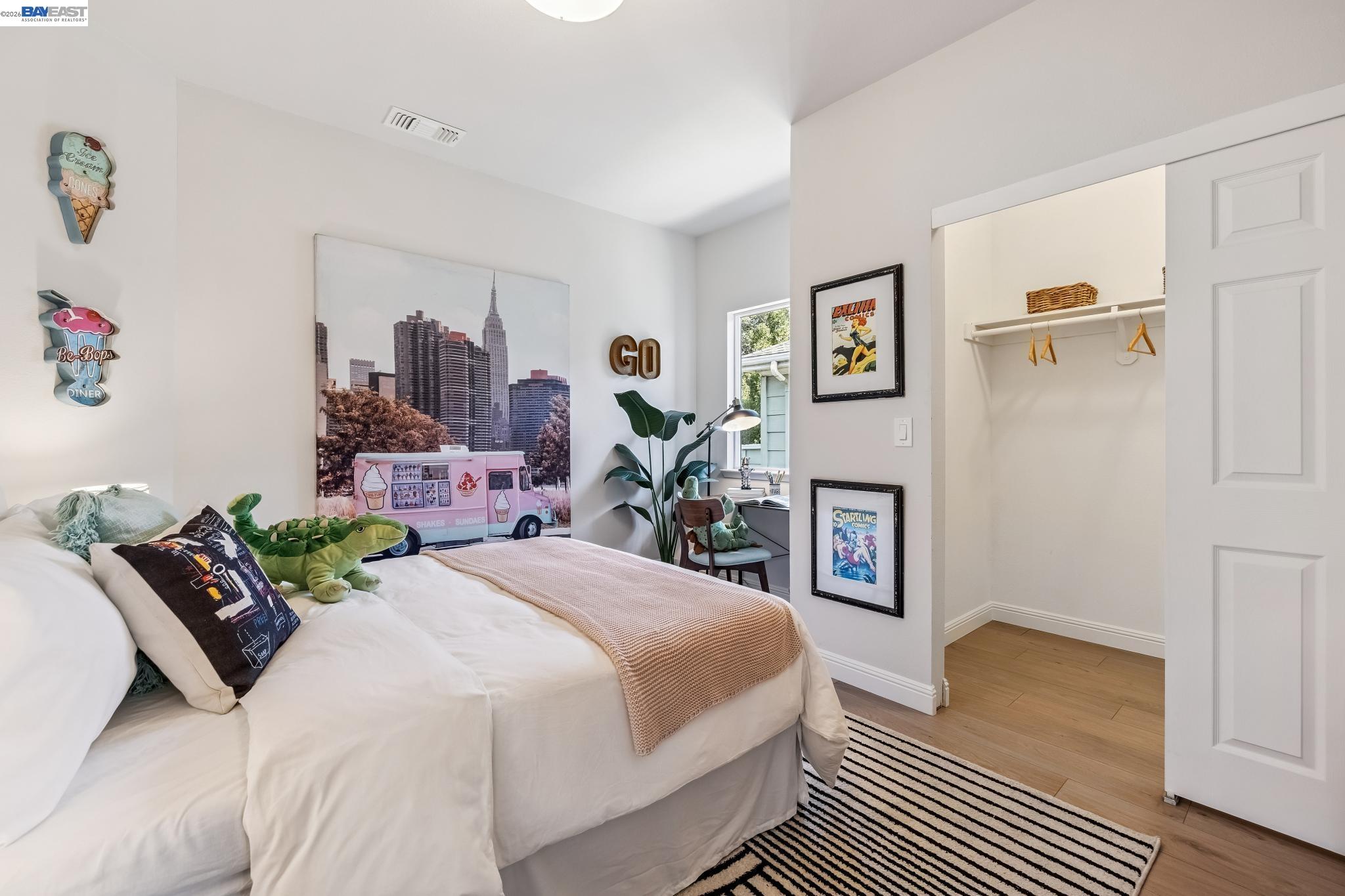 Detail Gallery Image 30 of 43 For 2431 Linden Street, Oakland,  CA 94607 - 4 Beds | 3 Baths