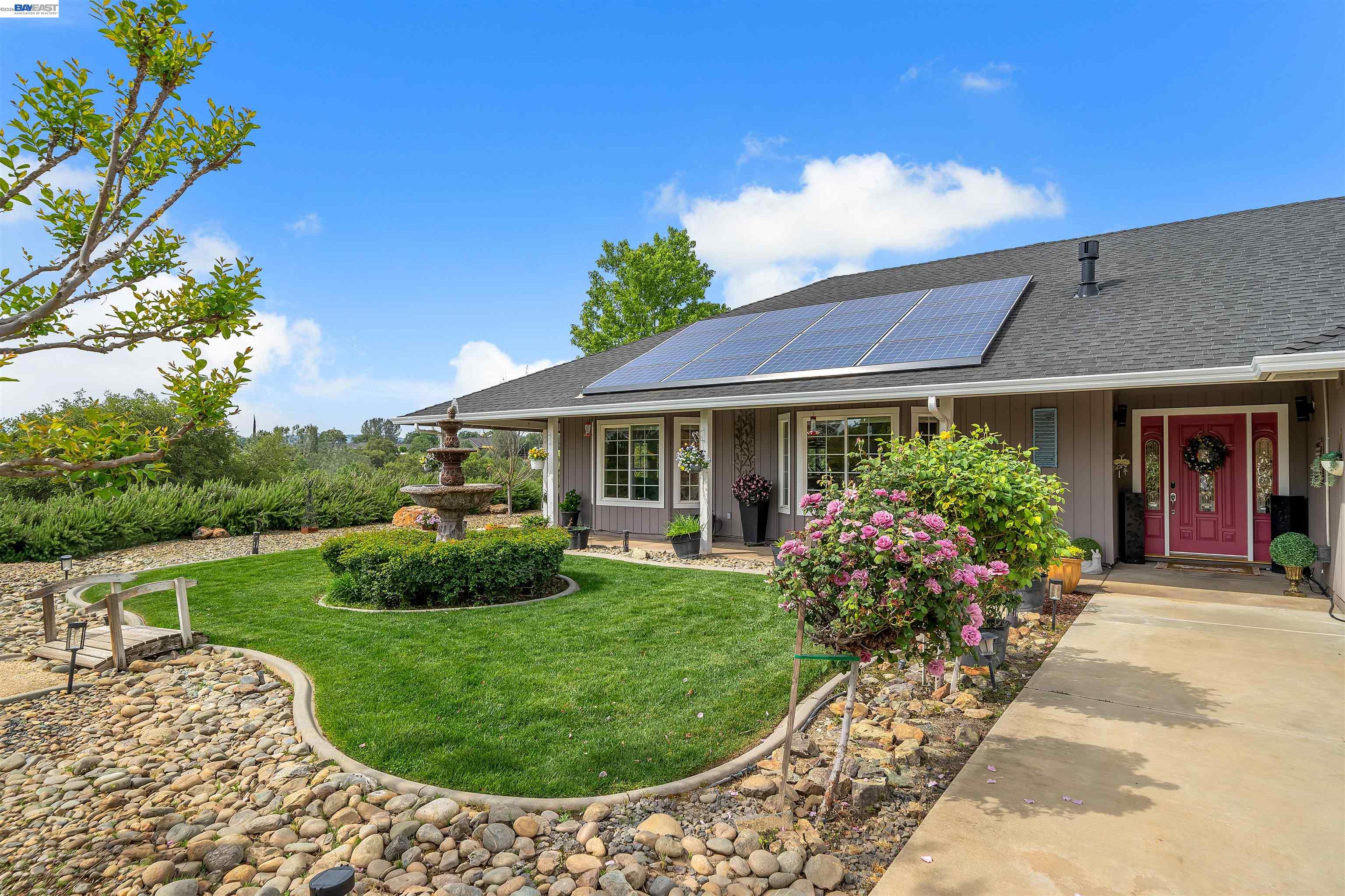 Detail Gallery Image 4 of 57 For 2767 Canoe St, Copperopolis,  CA 95228 - 4 Beds | 3 Baths