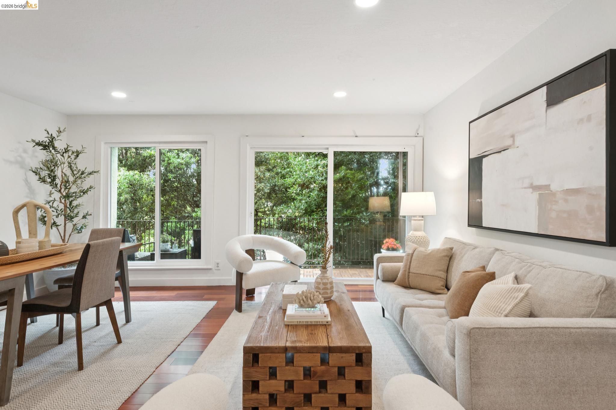 Photo #3: 41129546 Listing: Photo #3
