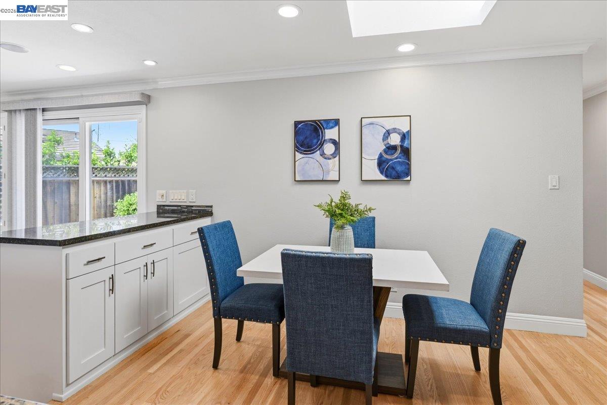 Detail Gallery Image 18 of 57 For 4685 Victoria Park Ct, Fremont,  CA 94538 - 4 Beds | 2 Baths