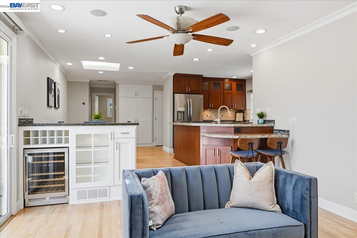 Detail Gallery Image 23 of 57 For 4685 Victoria Park Ct, Fremont,  CA 94538 - 4 Beds | 2 Baths