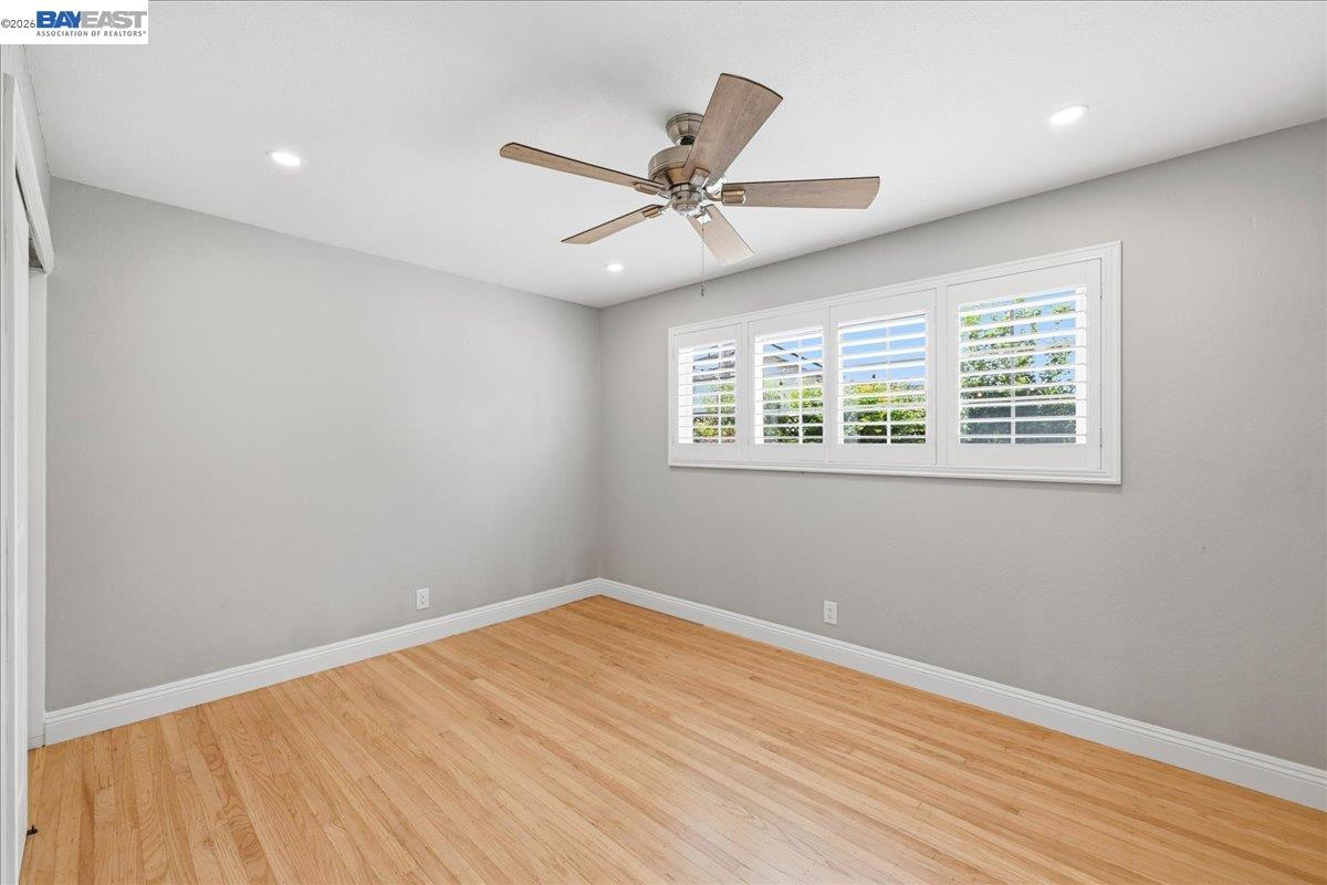 Detail Gallery Image 30 of 57 For 4685 Victoria Park Ct, Fremont,  CA 94538 - 4 Beds | 2 Baths