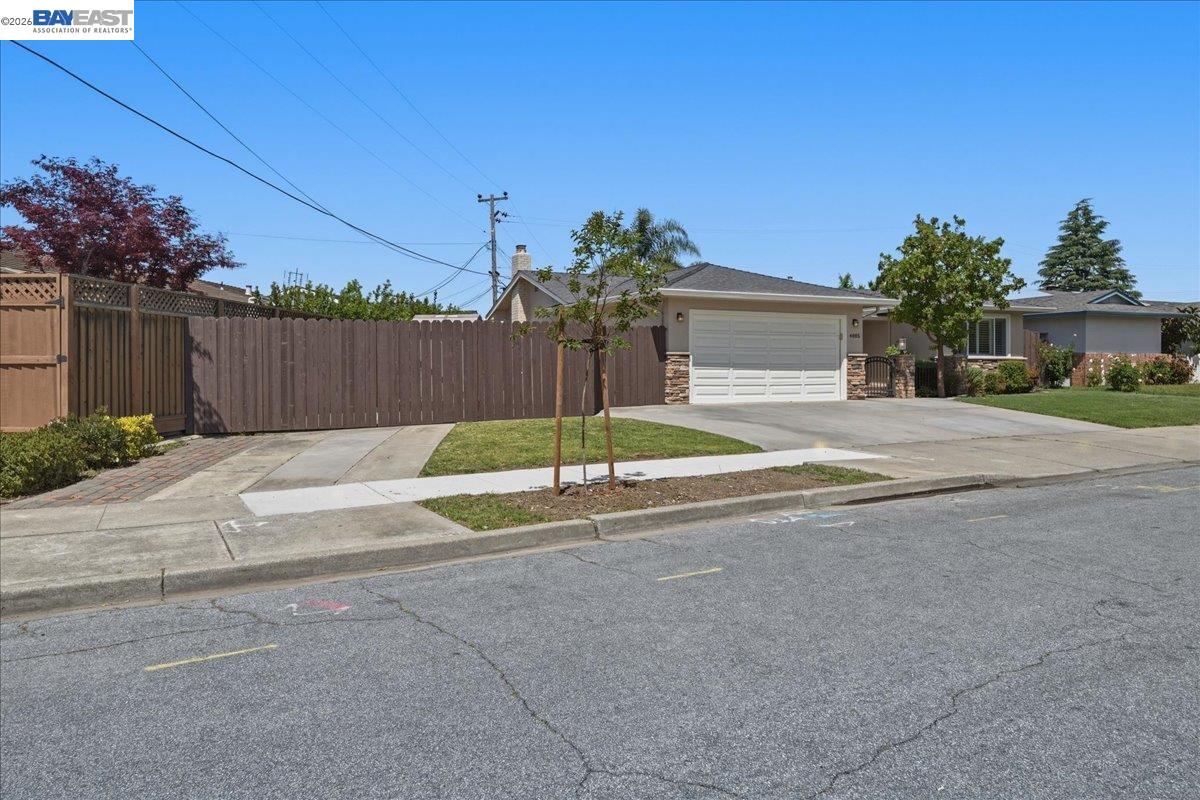 Detail Gallery Image 55 of 57 For 4685 Victoria Park Ct, Fremont,  CA 94538 - 4 Beds | 2 Baths