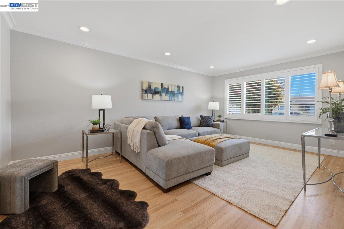 Detail Gallery Image 10 of 57 For 4685 Victoria Park Ct, Fremont,  CA 94538 - 4 Beds | 2 Baths