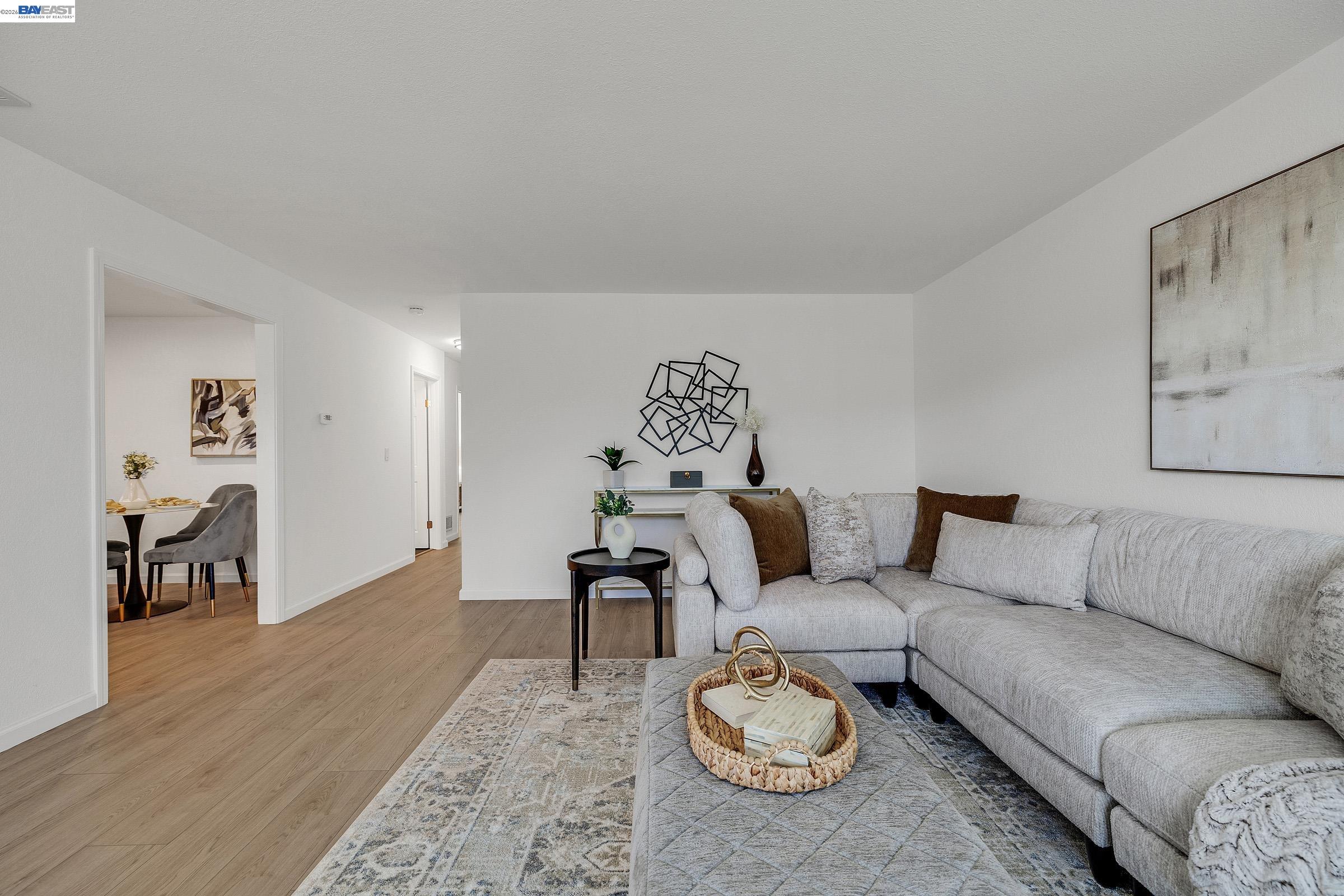 Detail Gallery Image 13 of 54 For 6931 Pine Ct, Dublin,  CA 94568 - 3 Beds | 2 Baths