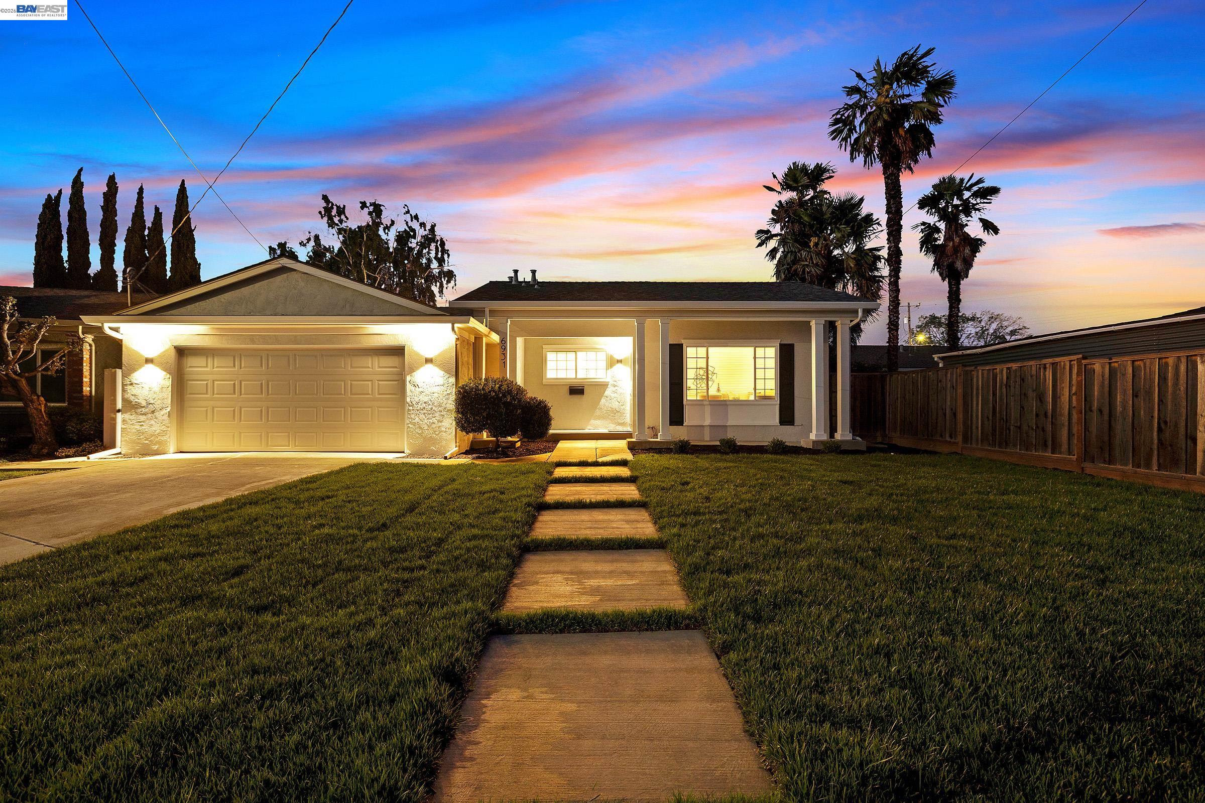 Detail Gallery Image 3 of 54 For 6931 Pine Ct, Dublin,  CA 94568 - 3 Beds | 2 Baths