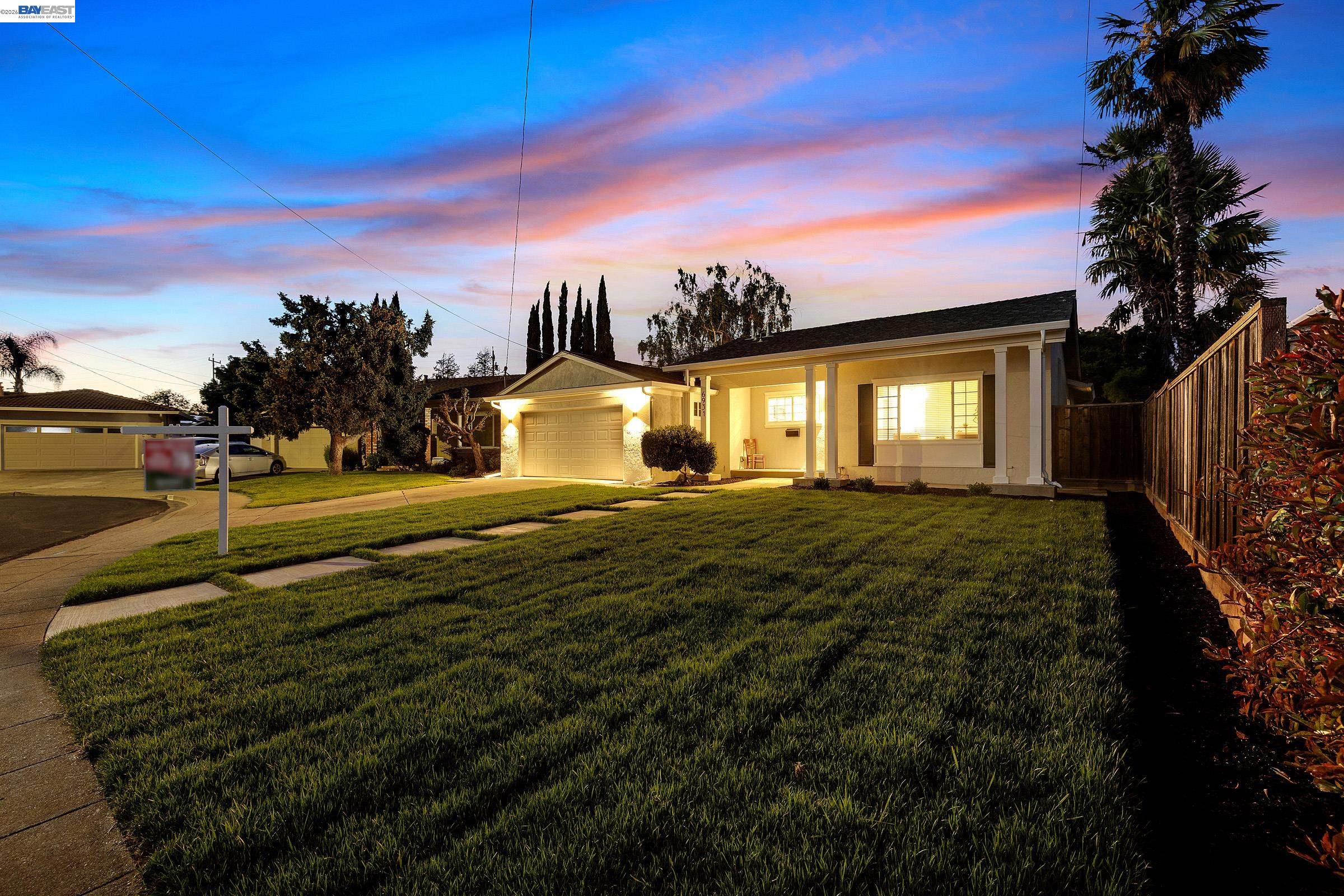 Detail Gallery Image 10 of 54 For 6931 Pine Ct, Dublin,  CA 94568 - 3 Beds | 2 Baths