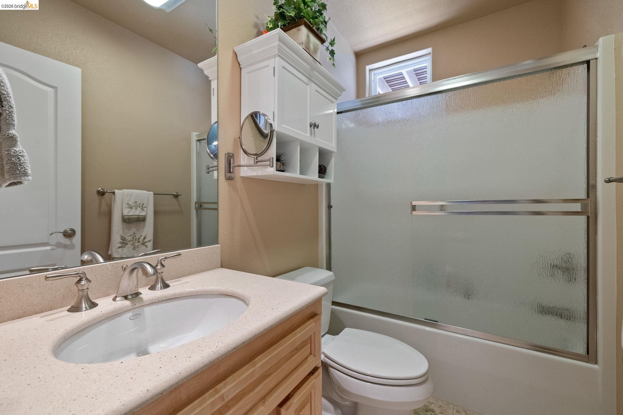 Detail Gallery Image 23 of 38 For 20312 Pine Mountain Dr., Groveland,  CA 95321 - 5 Beds | 3/1 Baths