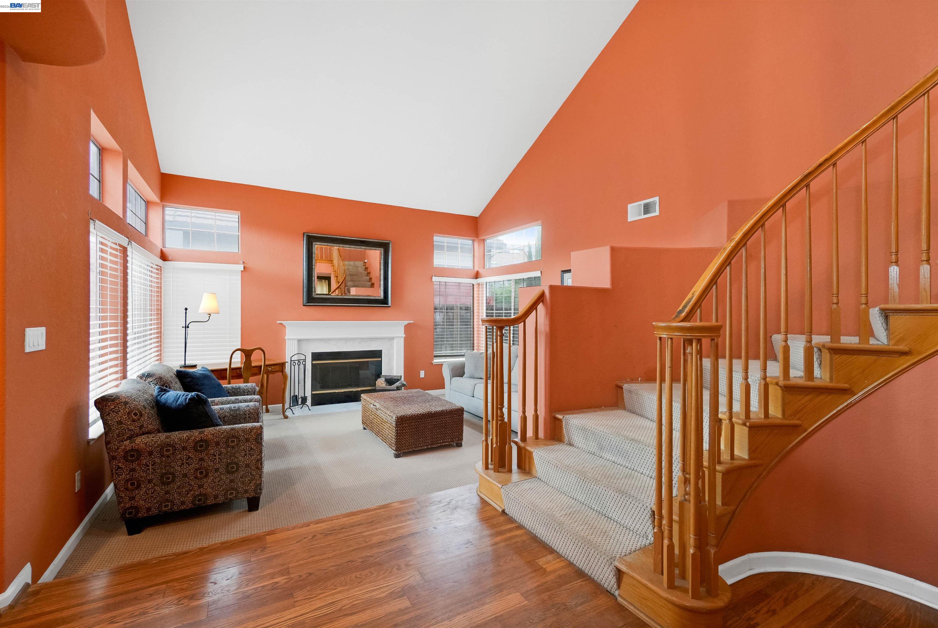 Detail Gallery Image 4 of 47 For 2065 Seville Dr, Tracy,  CA 95377 - 5 Beds | 3 Baths