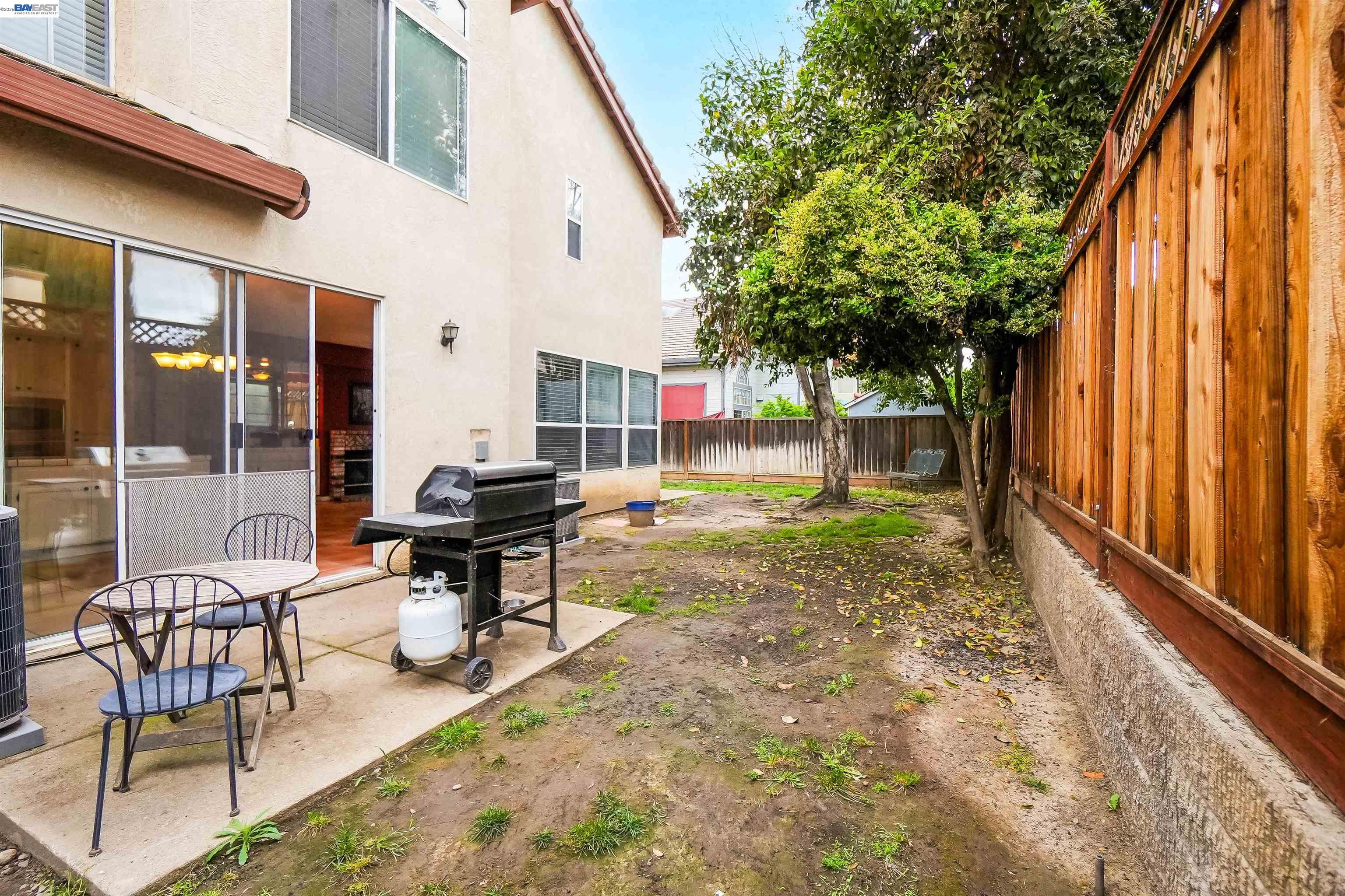 Detail Gallery Image 43 of 47 For 2065 Seville Dr, Tracy,  CA 95377 - 5 Beds | 3 Baths