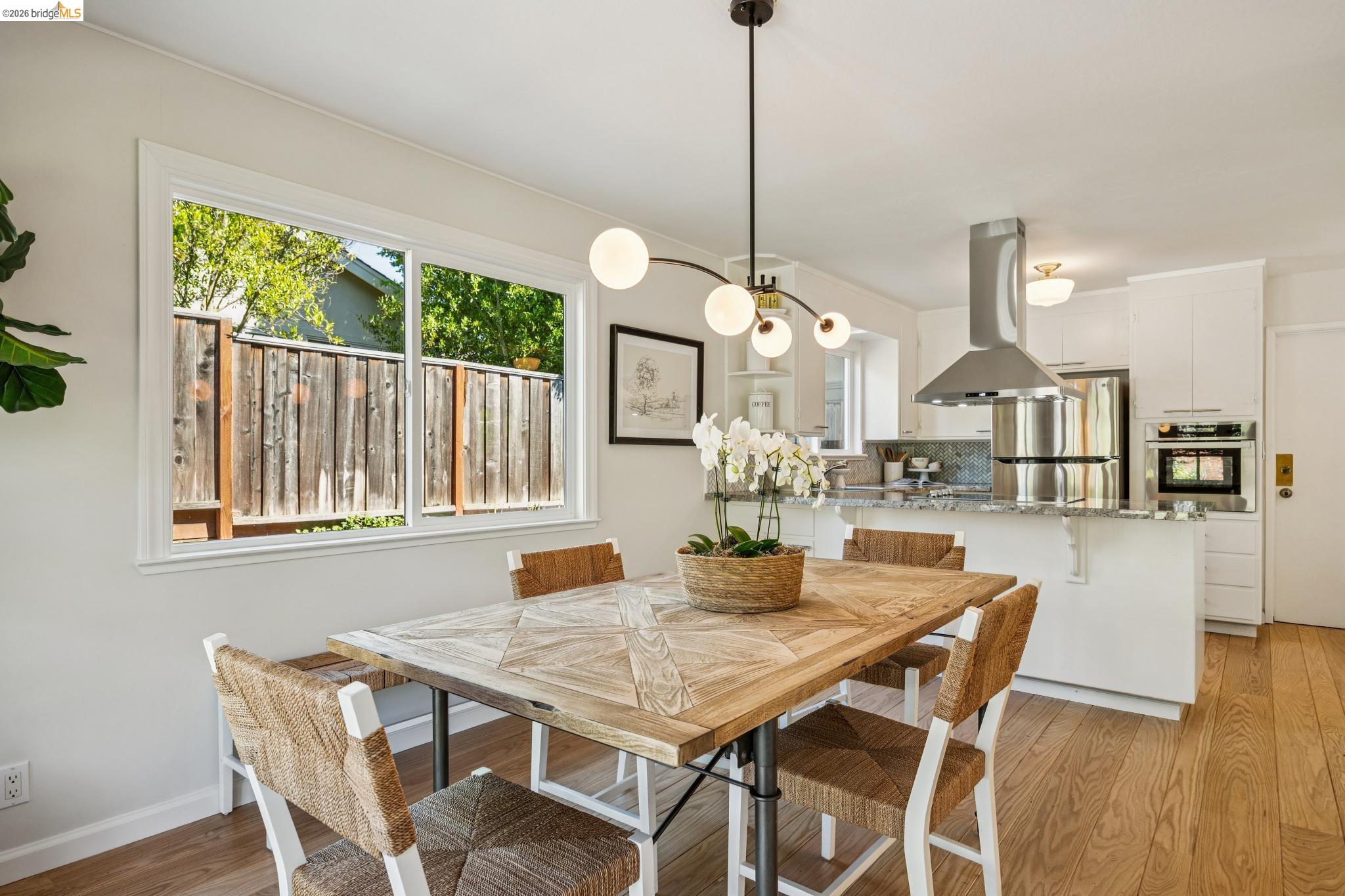 Detail Gallery Image 11 of 30 For 4 Camelford Ct, Moraga,  CA 94556 - 3 Beds | 2 Baths