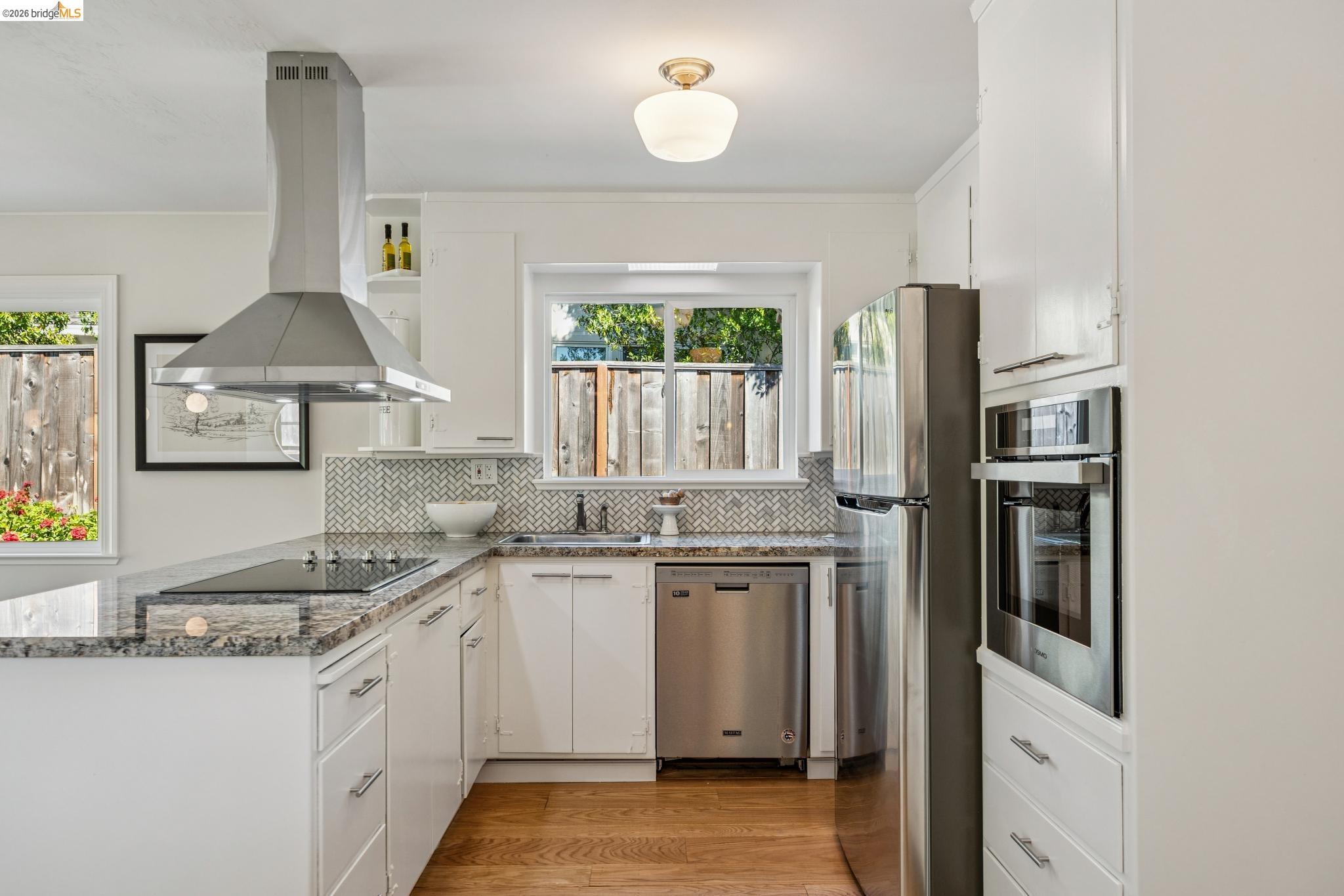 Detail Gallery Image 13 of 30 For 4 Camelford Ct, Moraga,  CA 94556 - 3 Beds | 2 Baths