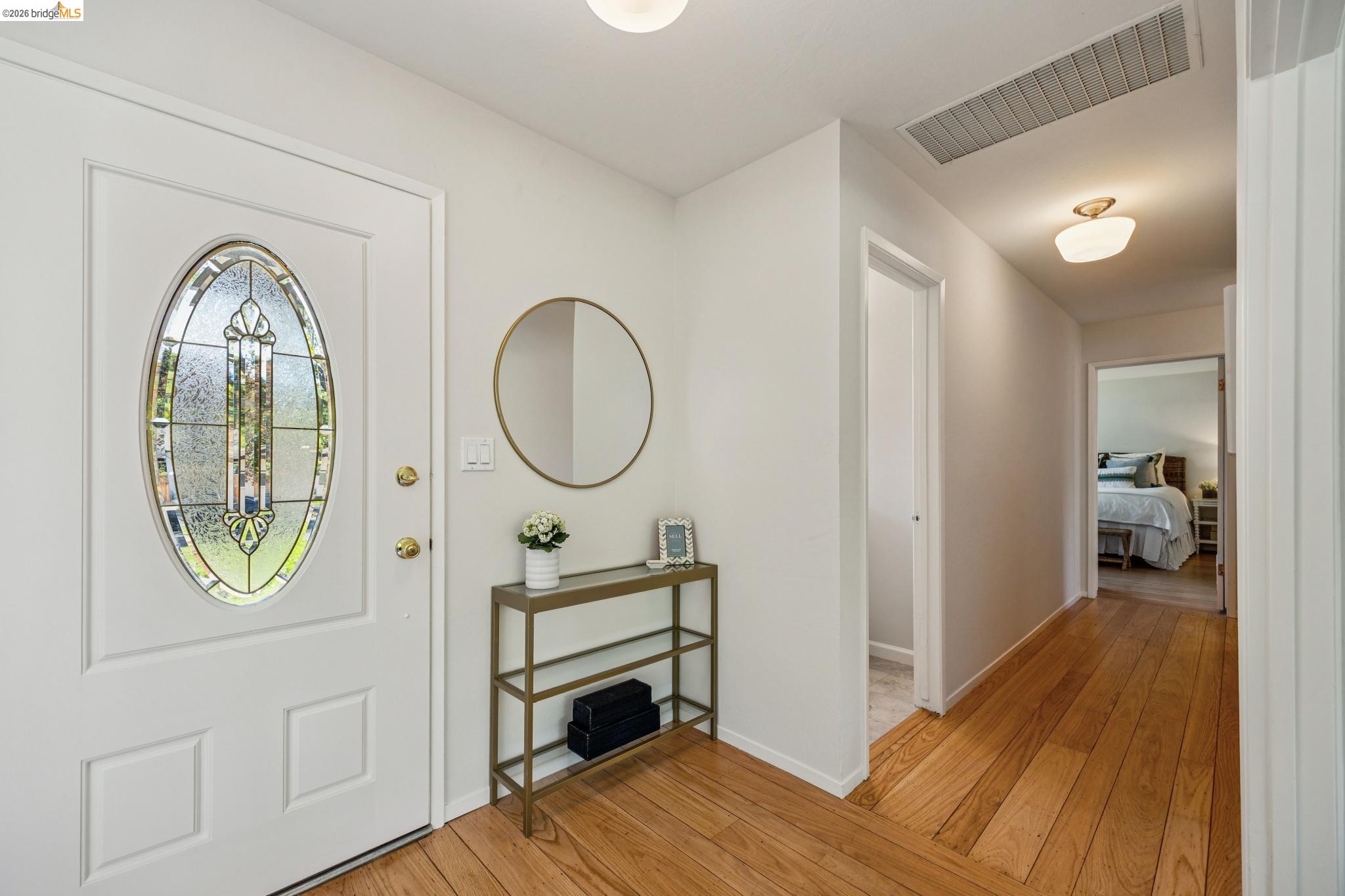 Detail Gallery Image 16 of 30 For 4 Camelford Ct, Moraga,  CA 94556 - 3 Beds | 2 Baths