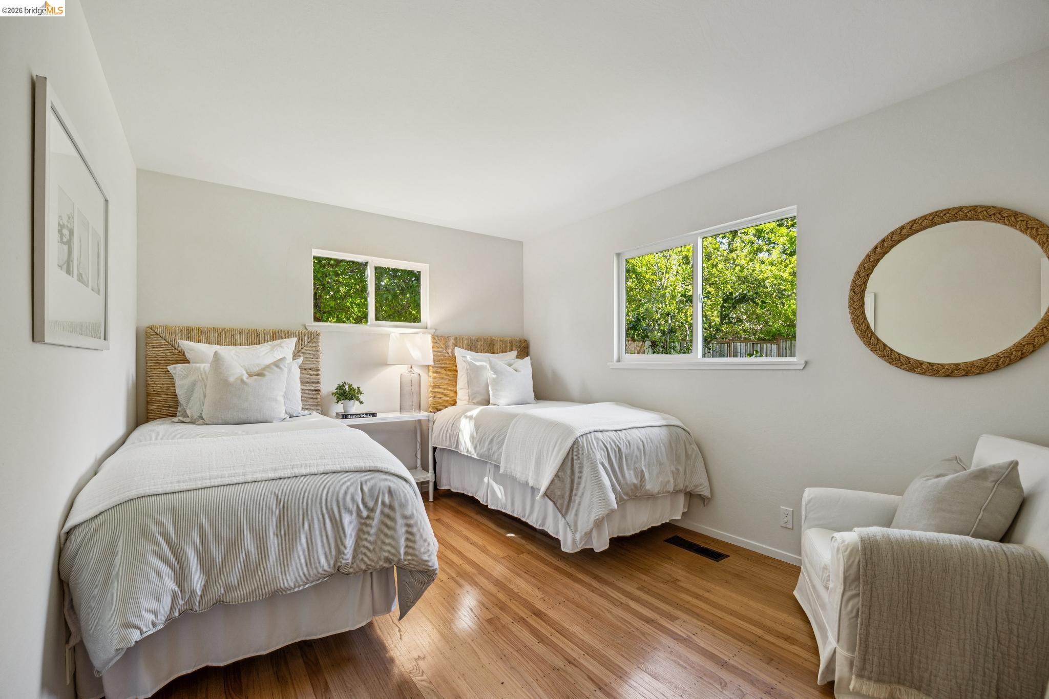 Detail Gallery Image 21 of 30 For 4 Camelford Ct, Moraga,  CA 94556 - 3 Beds | 2 Baths