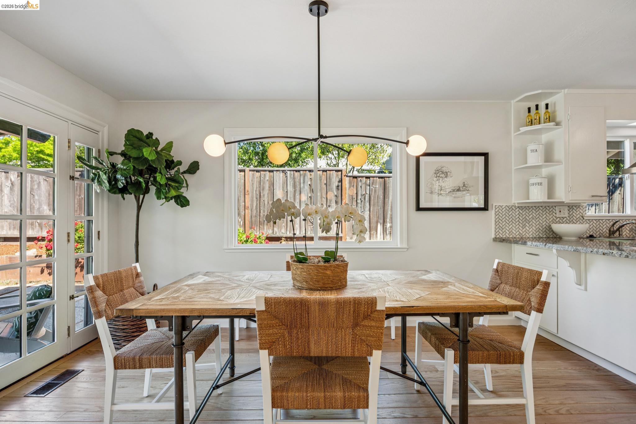 Detail Gallery Image 8 of 30 For 4 Camelford Ct, Moraga,  CA 94556 - 3 Beds | 2 Baths