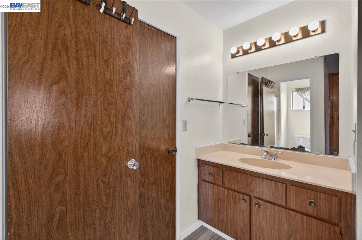 Detail Gallery Image 19 of 29 For 8373 Locust Pl, Dublin,  CA 94568 - 4 Beds | 2/1 Baths