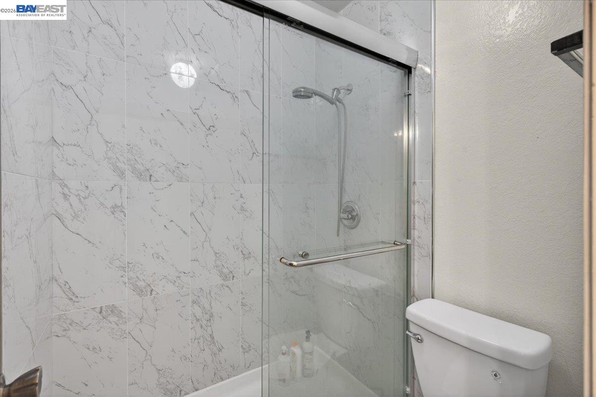 Detail Gallery Image 25 of 29 For 8373 Locust Pl, Dublin,  CA 94568 - 4 Beds | 2/1 Baths