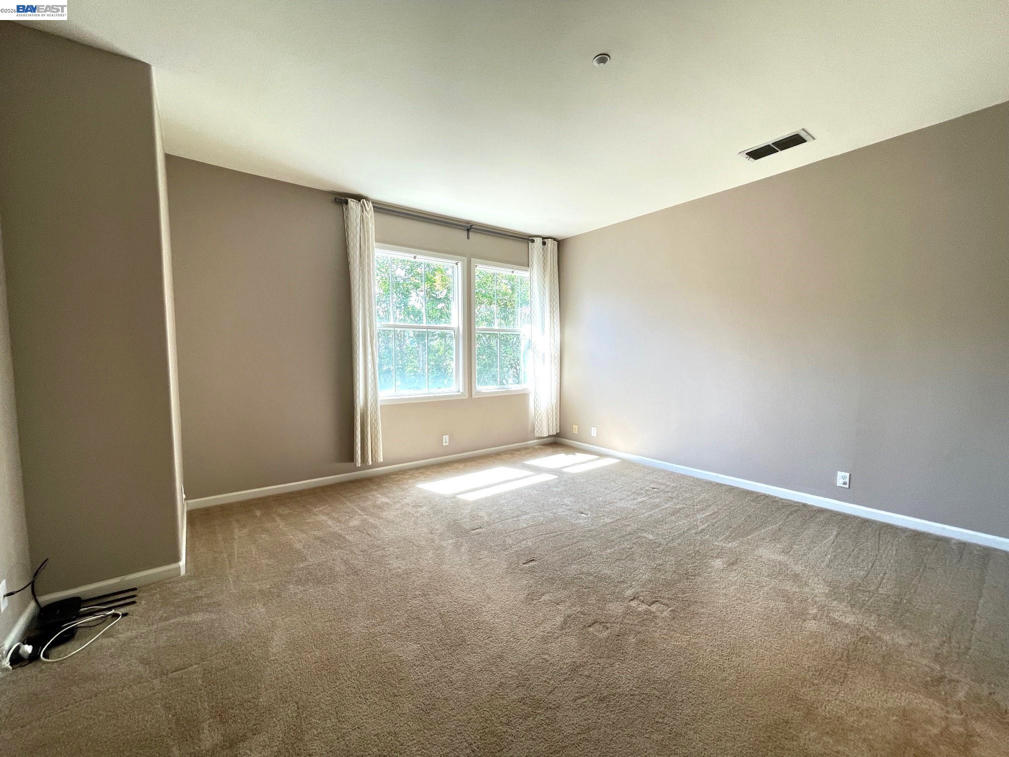 Detail Gallery Image 7 of 14 For 4613 Sandyford Ct, Dublin,  CA 94568-7839 - 2 Beds | 2/1 Baths