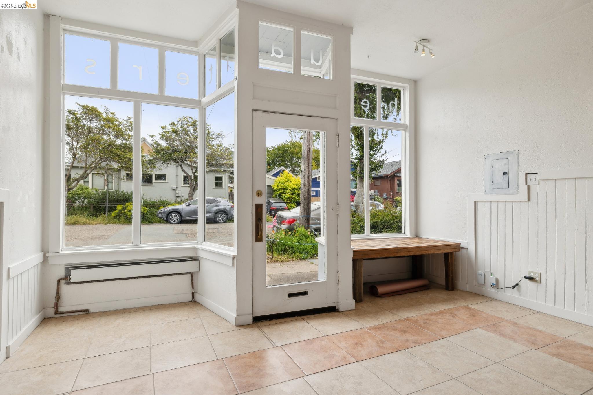 Detail Gallery Image 11 of 54 For 1718 Bancroft Way, Berkeley,  CA 94703 - – Beds | – Baths