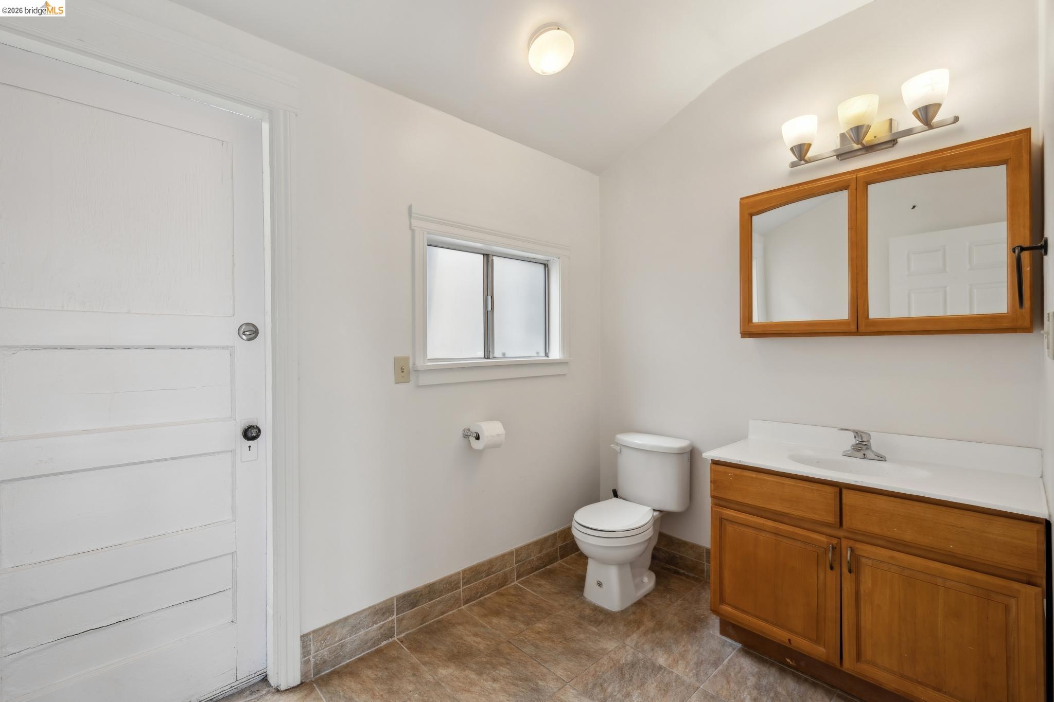 Detail Gallery Image 16 of 54 For 1718 Bancroft Way, Berkeley,  CA 94703 - – Beds | – Baths