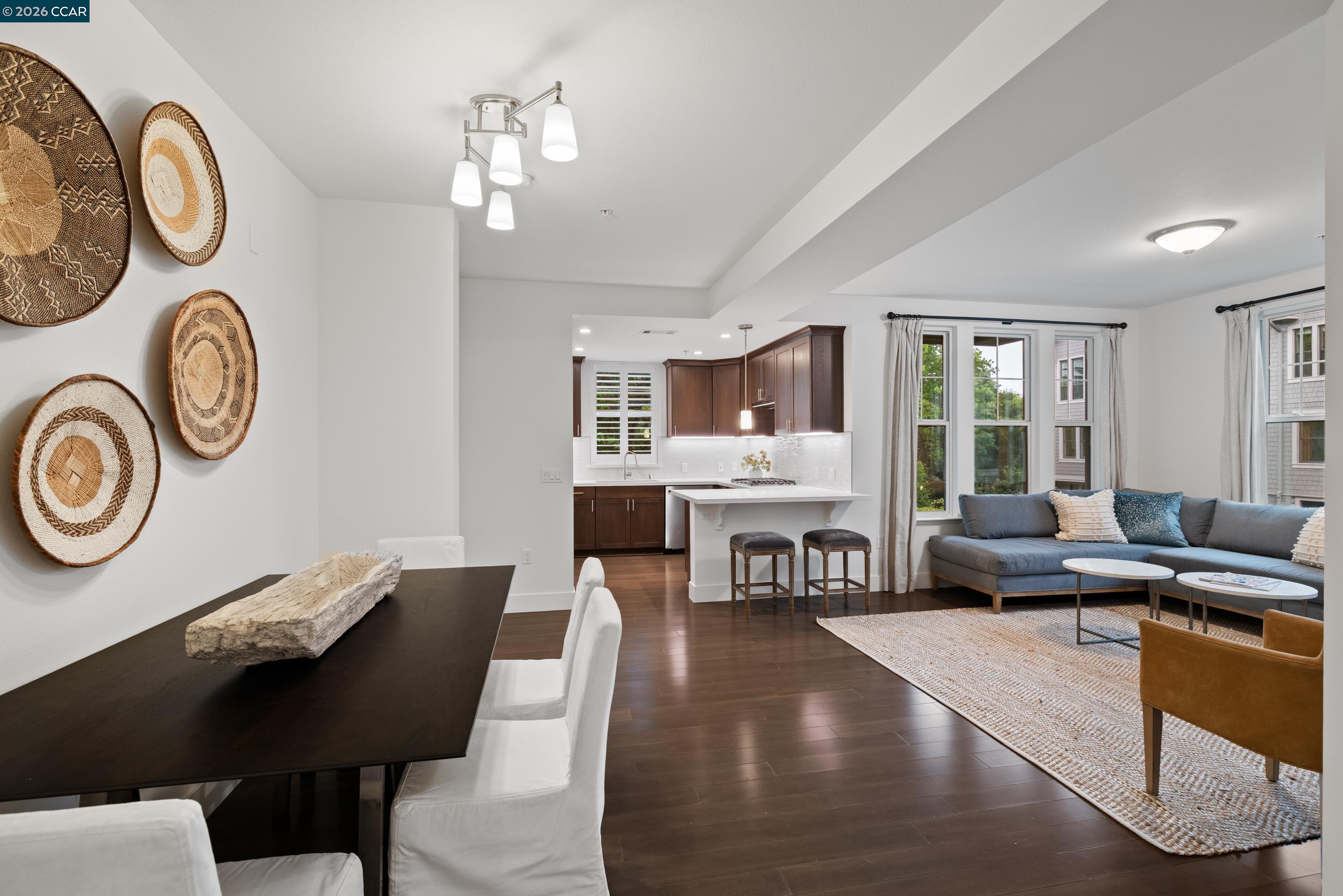 Detail Gallery Image 2 of 26 For 1000 Dewing Ave #210,  Lafayette,  CA 94549 - 3 Beds | 2 Baths