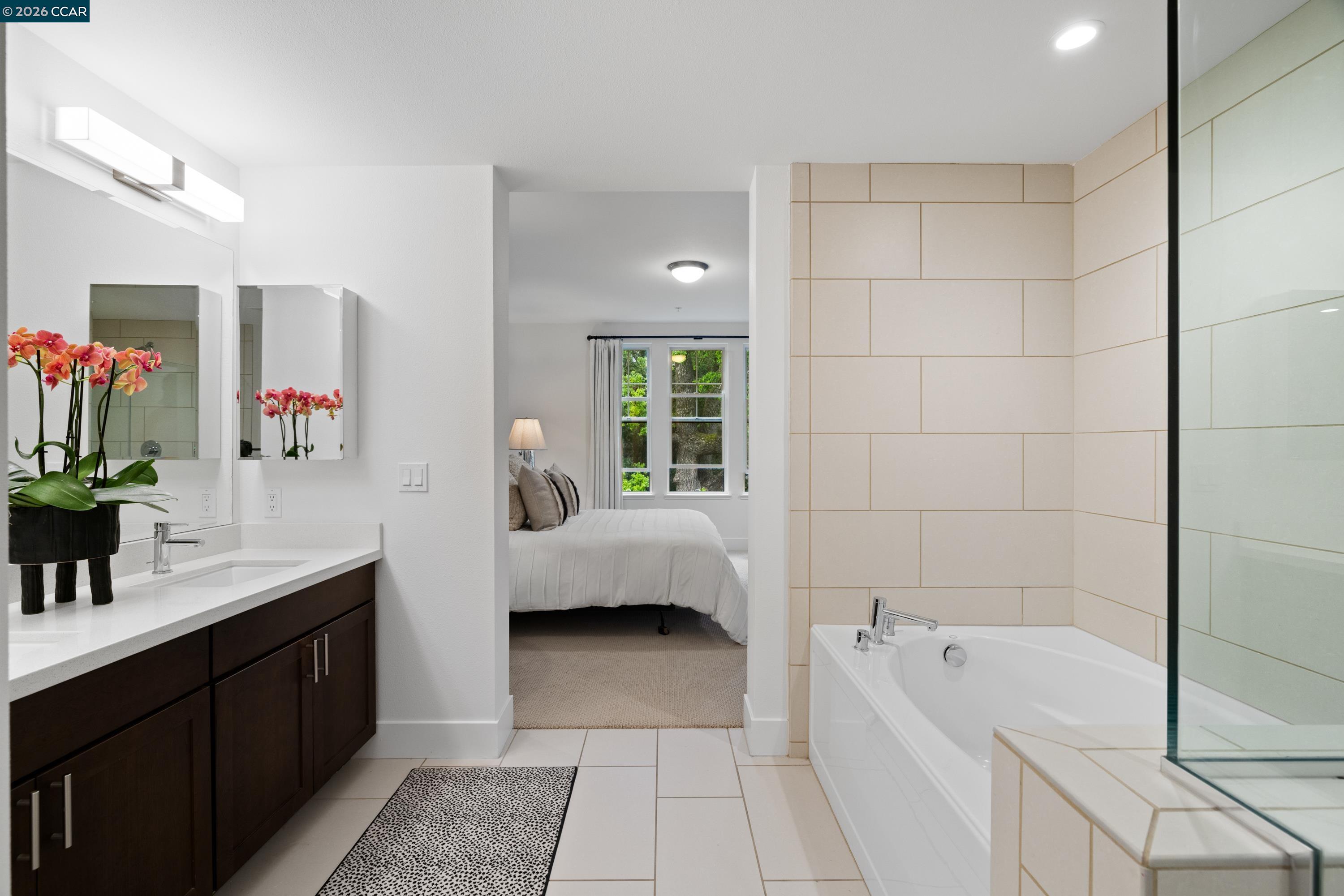 Detail Gallery Image 16 of 26 For 1000 Dewing Ave #210,  Lafayette,  CA 94549 - 3 Beds | 2 Baths