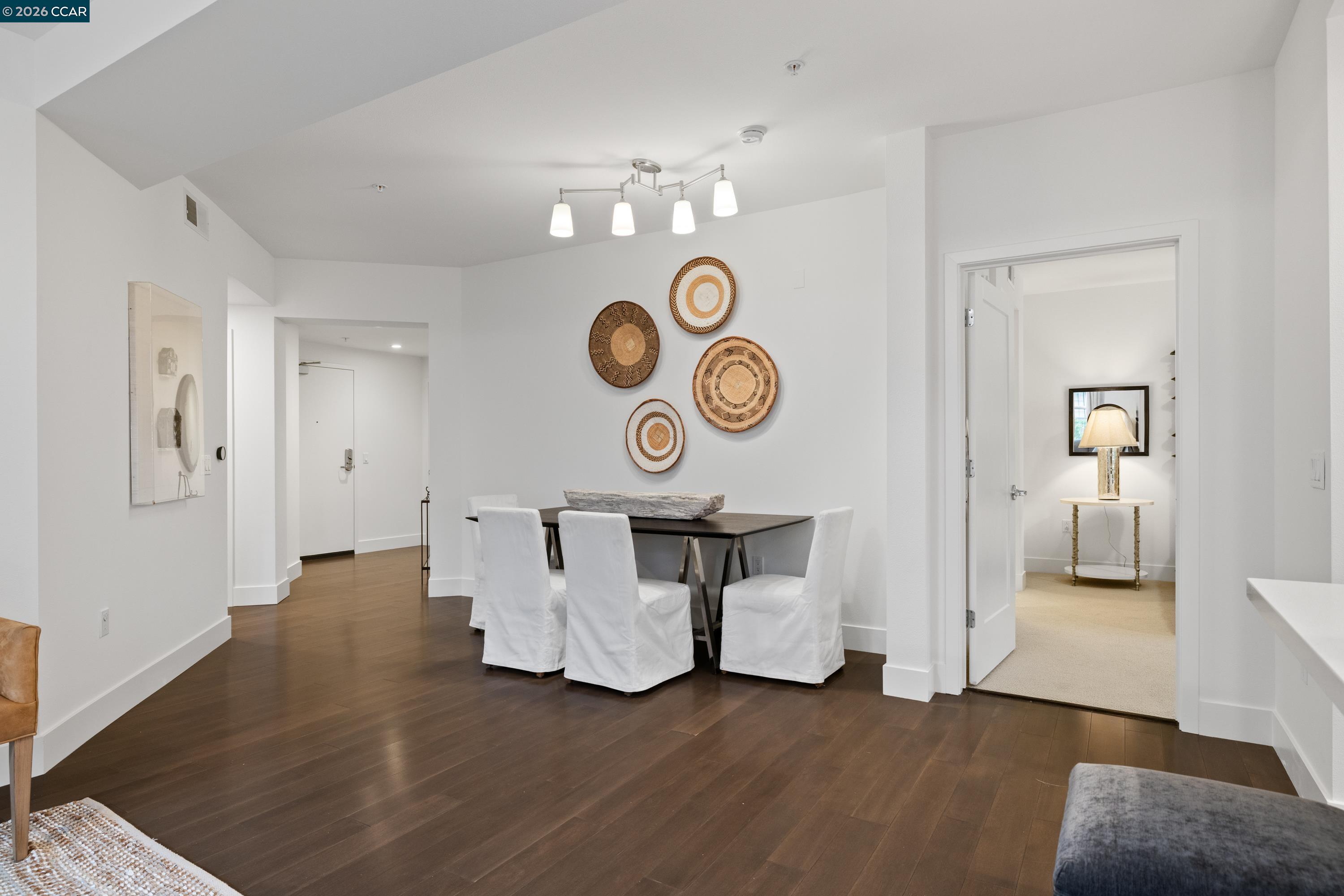 Detail Gallery Image 7 of 26 For 1000 Dewing Ave #210,  Lafayette,  CA 94549 - 3 Beds | 2 Baths