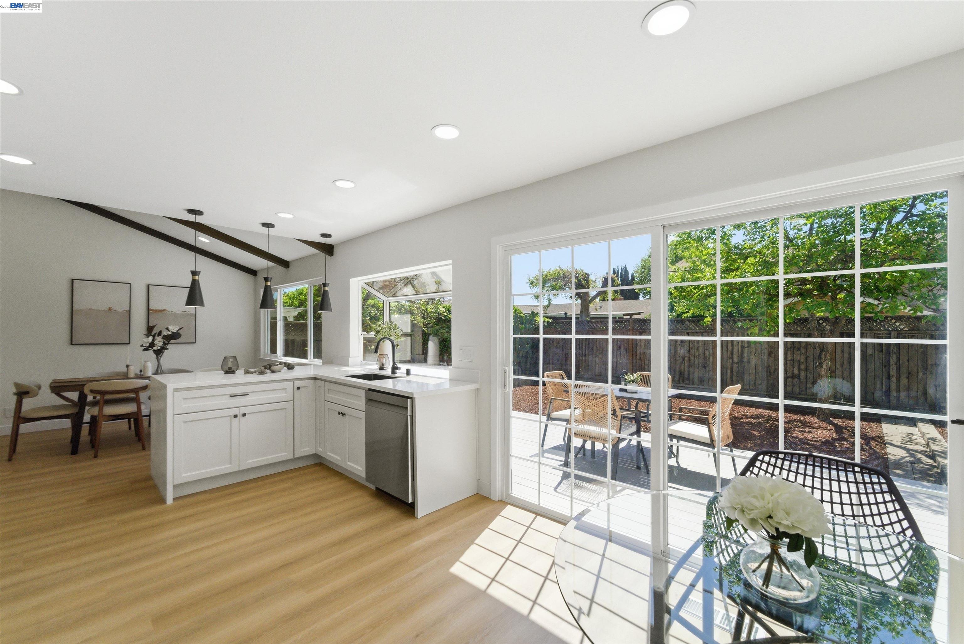 Detail Gallery Image 15 of 40 For 402 Avenida Arboles, San Jose,  CA 95123 - 5 Beds | 3 Baths