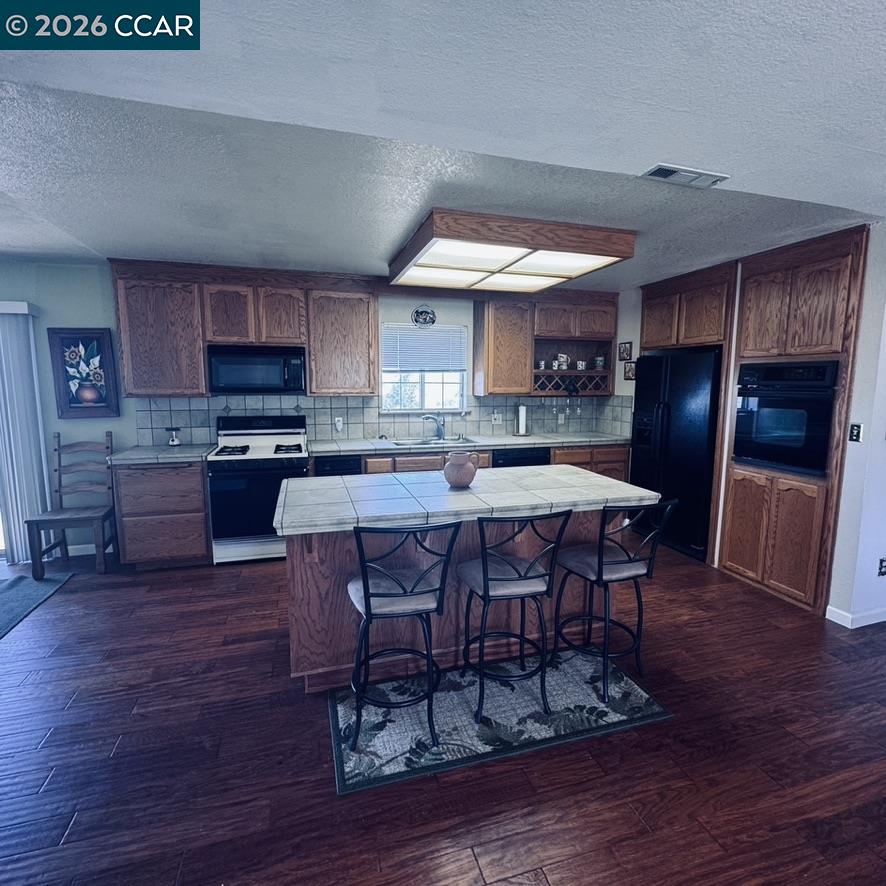 Detail Gallery Image 14 of 21 For 4464 Eastpark Ct, Stonyford,  CA 95979 - 3 Beds | 2 Baths