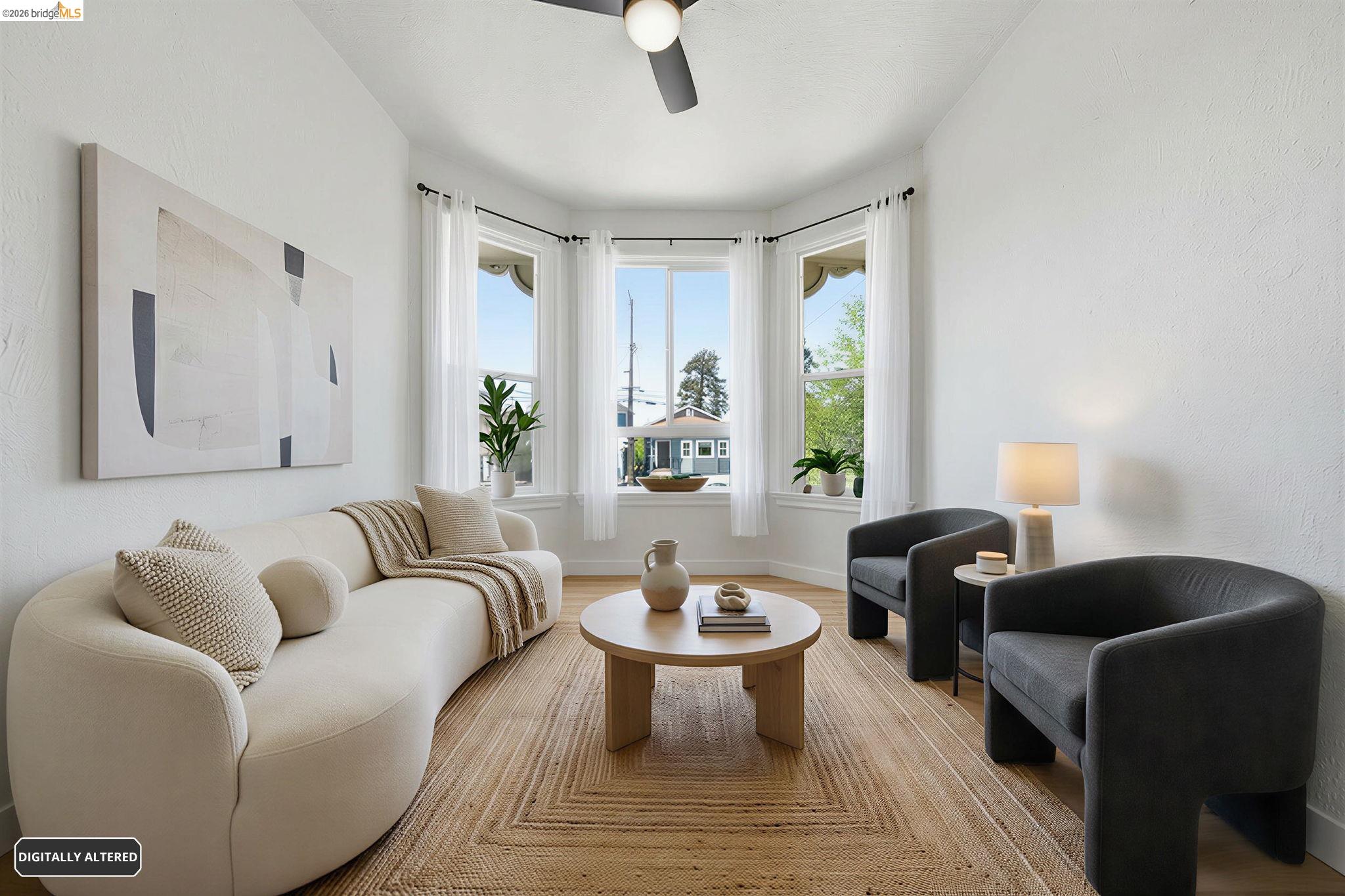 Detail Gallery Image 3 of 58 For 3316 Market St, Oakland,  CA 94608 - 3 Beds | 3 Baths