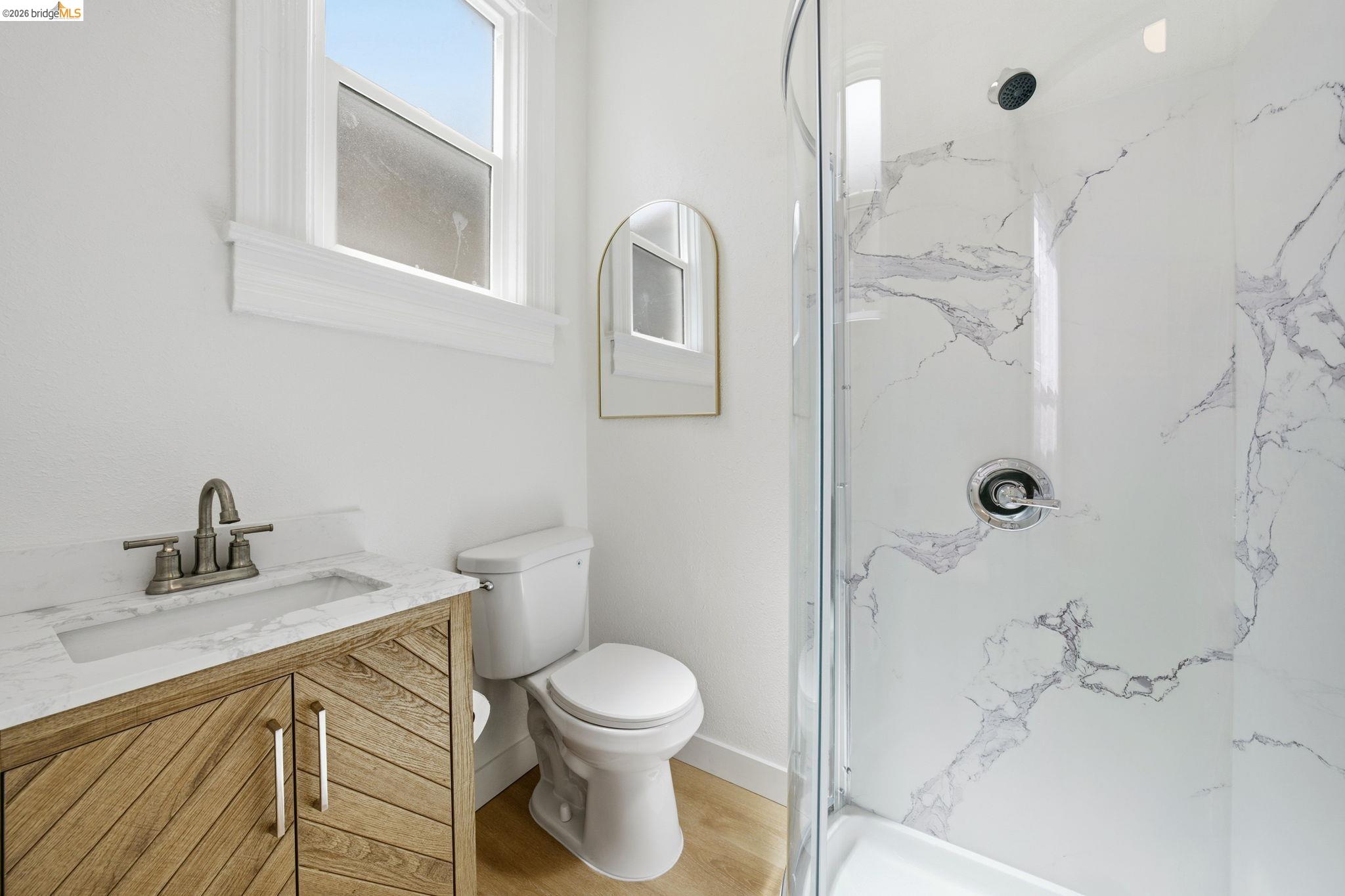 Detail Gallery Image 26 of 58 For 3316 Market St, Oakland,  CA 94608 - 3 Beds | 3 Baths