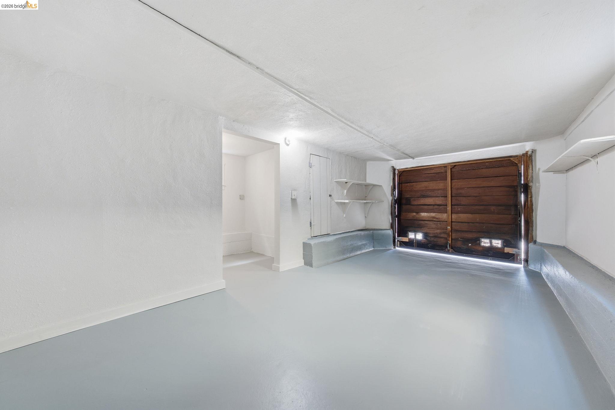 Detail Gallery Image 36 of 58 For 3316 Market St, Oakland,  CA 94608 - 3 Beds | 3 Baths