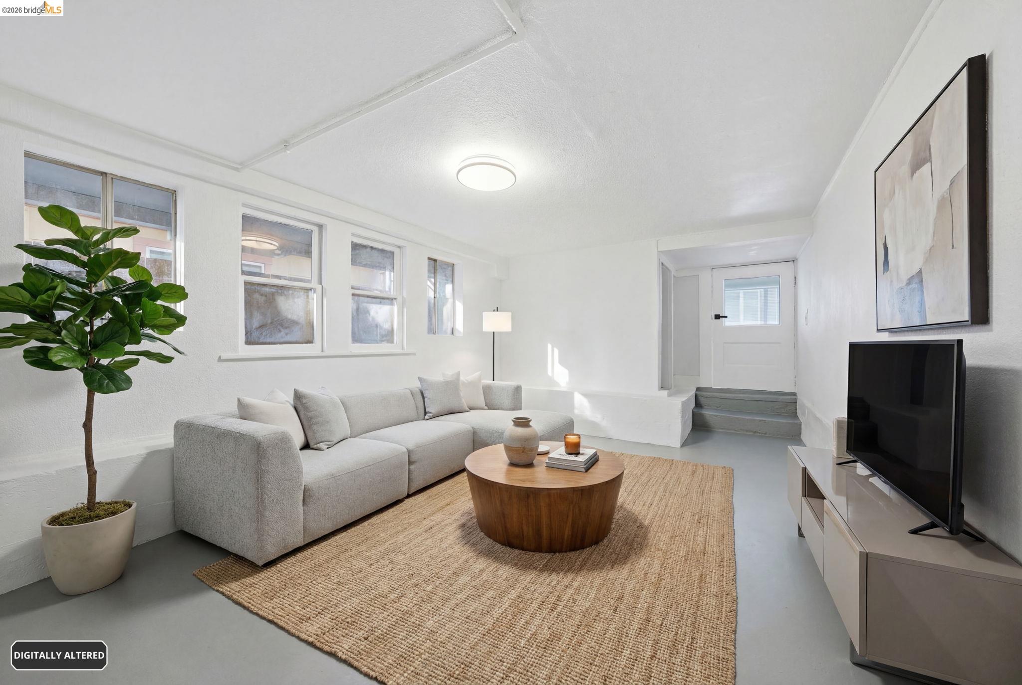 Detail Gallery Image 38 of 58 For 3316 Market St, Oakland,  CA 94608 - 3 Beds | 3 Baths