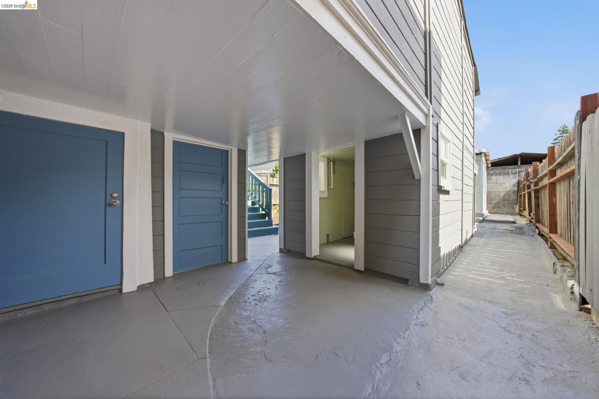 Detail Gallery Image 45 of 58 For 3316 Market St, Oakland,  CA 94608 - 3 Beds | 3 Baths